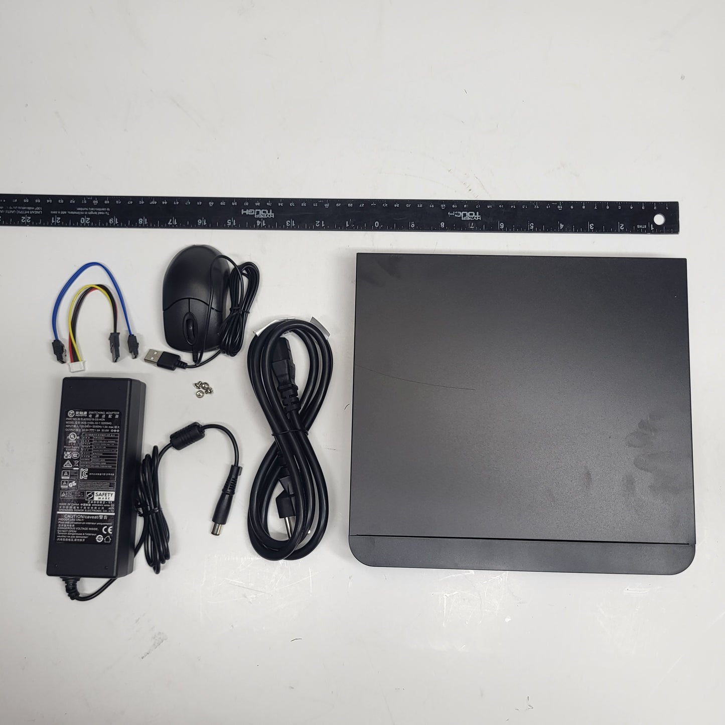 UNIARCH Network Video Recorder E2 Series Supports Up To 8 IP Black NVR108E2P8