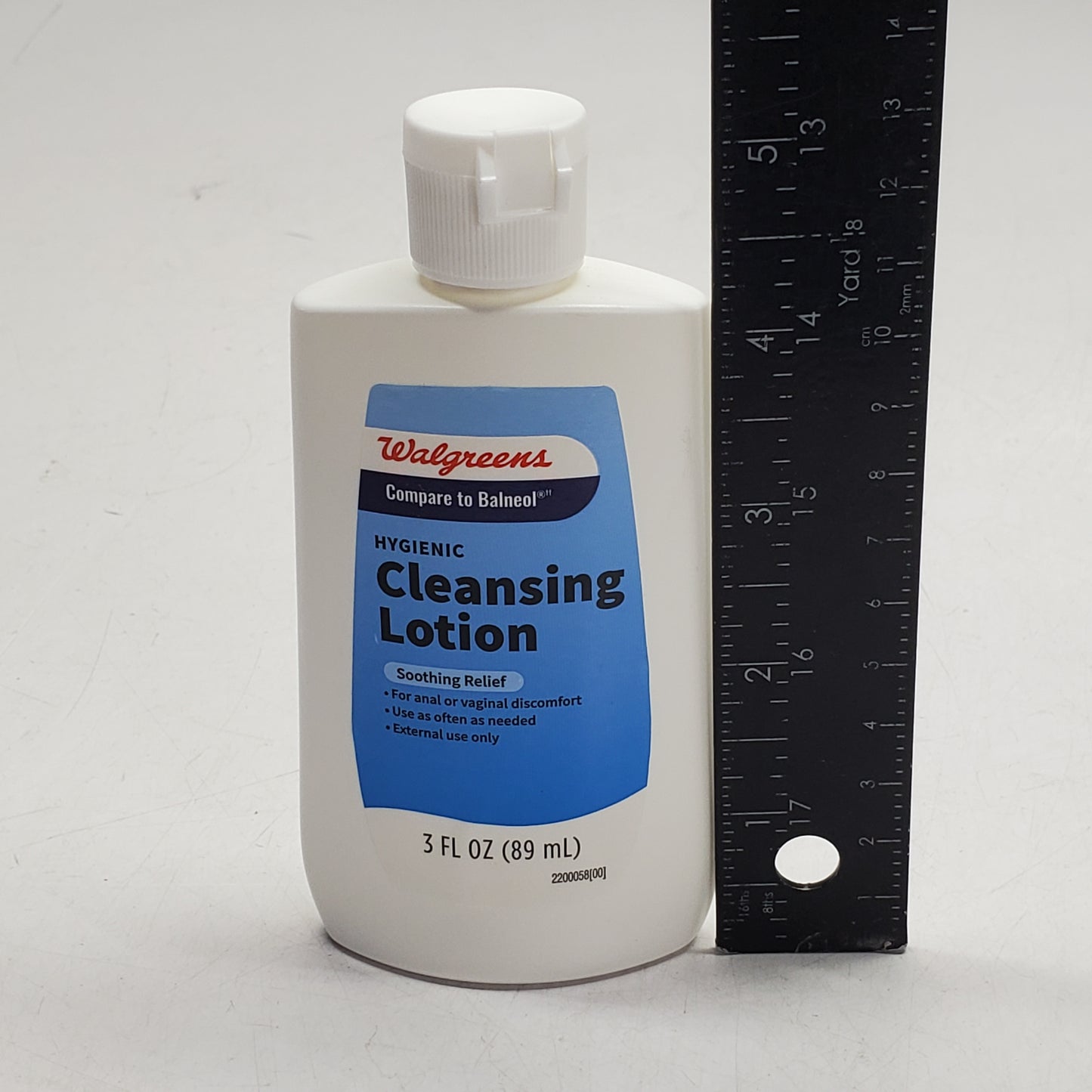 WALGREENS Hygienic Cleansing Lotion Soothing Relief 3 FL OZ