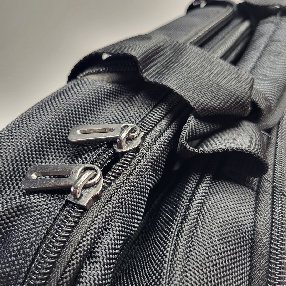 TARGUS Transit 16" 4-wheel Laptop Case Computer Accessories Black