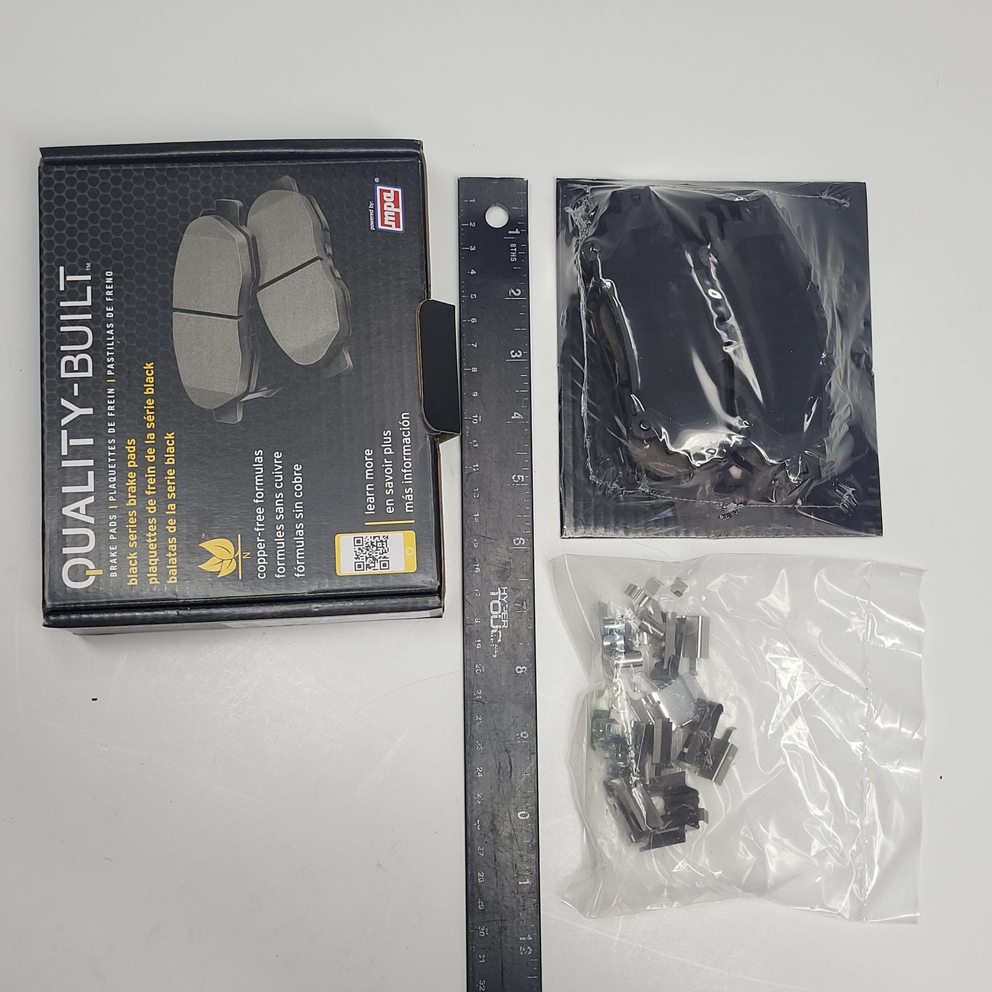 QUALITY-BUILT Ceramic Disc Brake Pad Set Black Rear 1003-0391C
