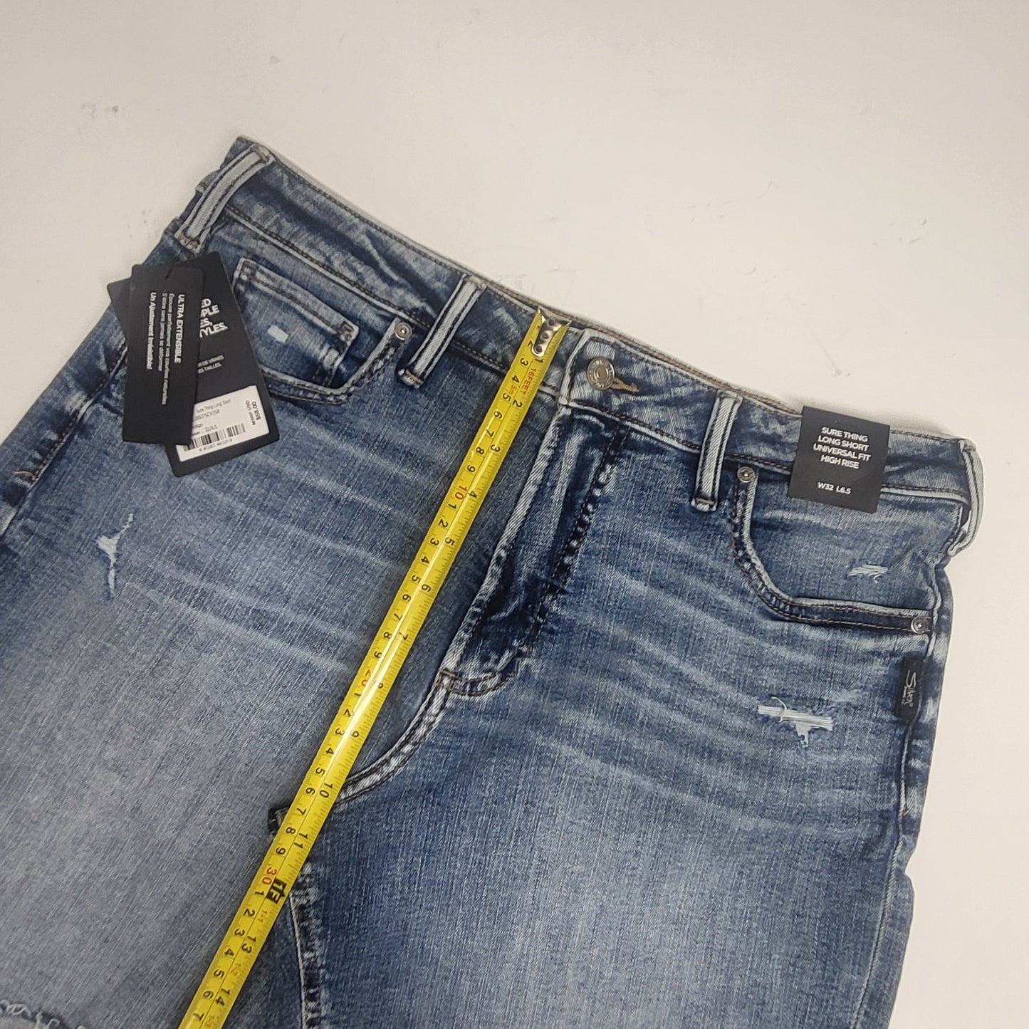 SILVER JEANS CO. Sure Thing Long Short High Rise Sz 32/6.5 Indigo L28517SCV258