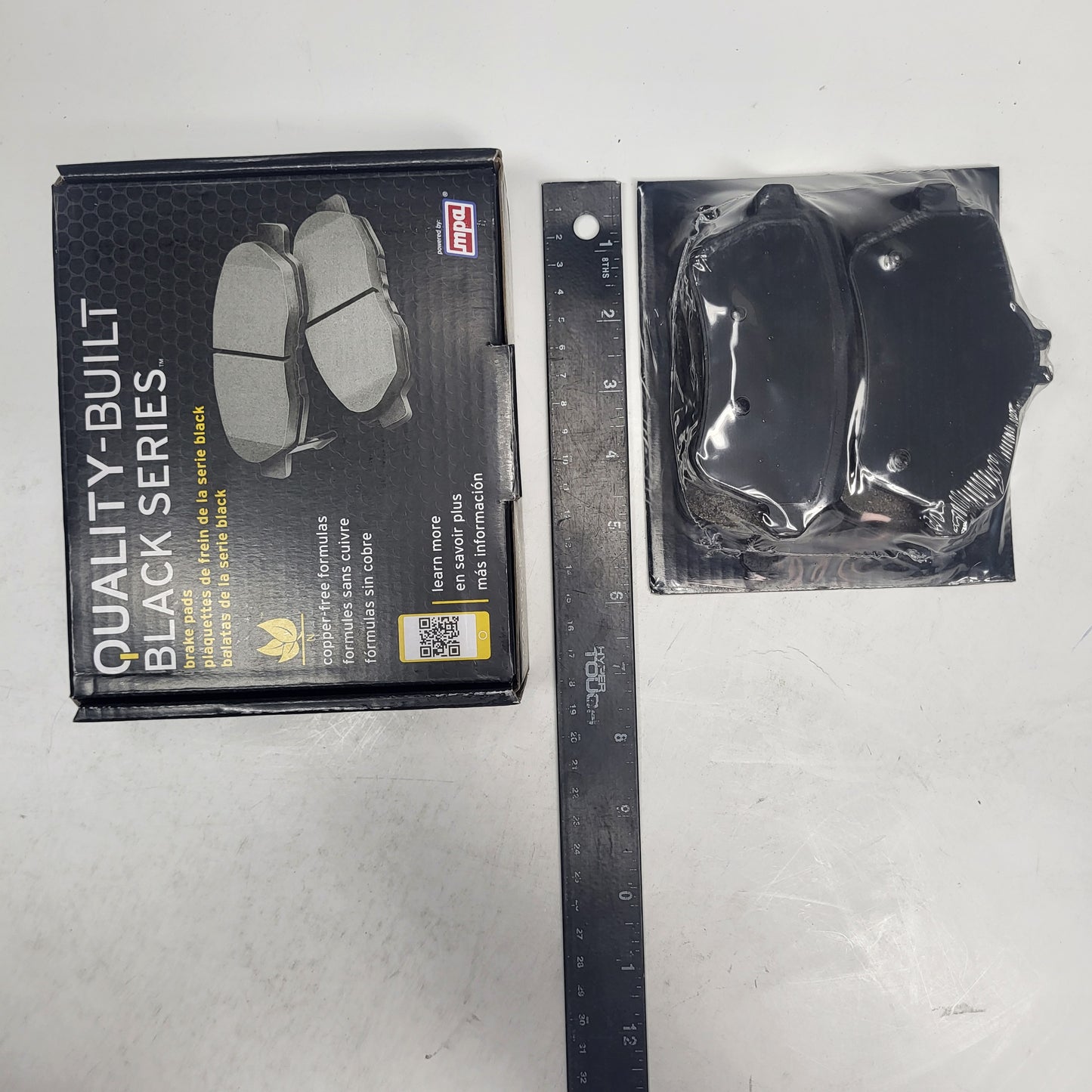 QUALITY-BUILT Semi-Metallic Disc Brake Pad Set Black Rear 1003-1689M