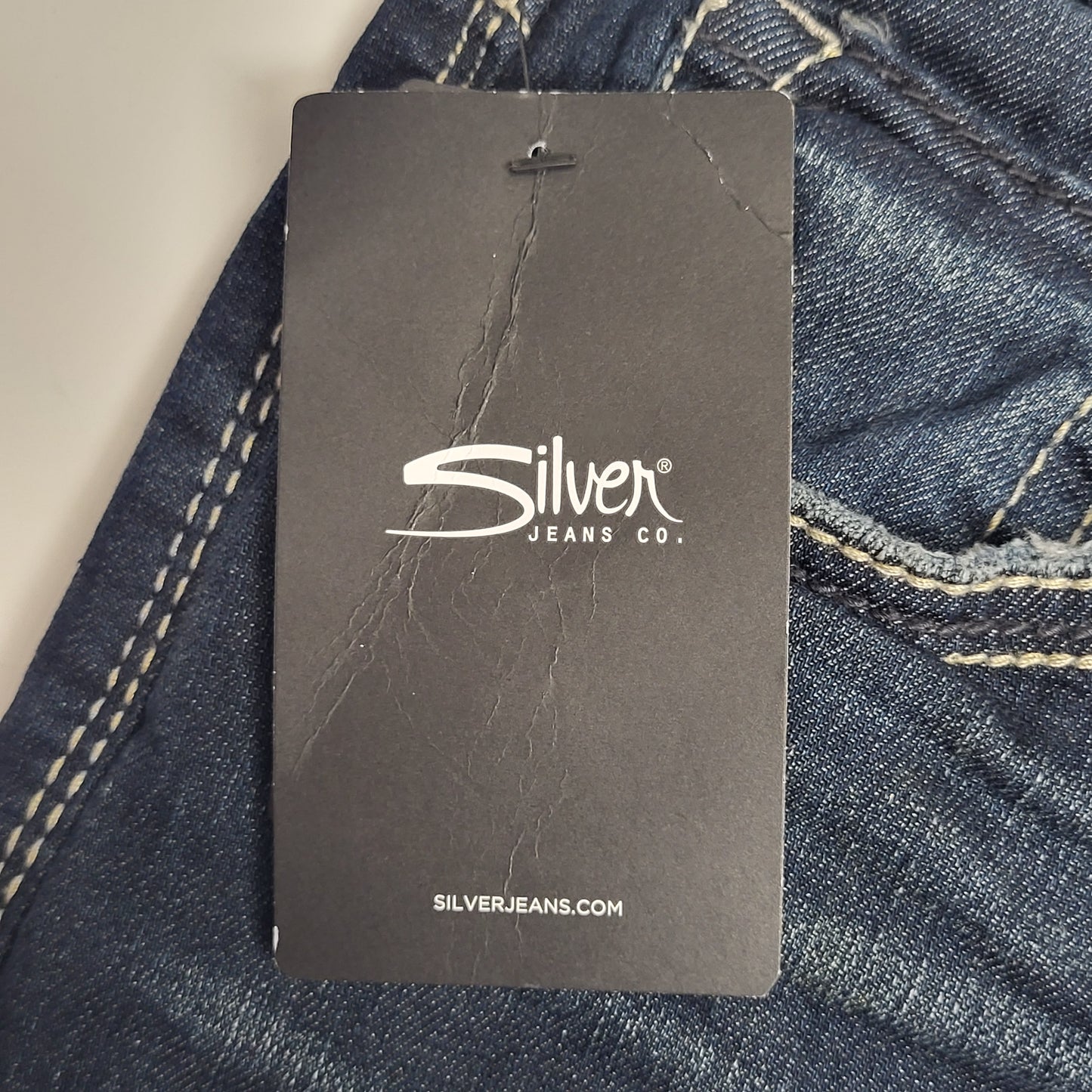 SILVER JEANS CO. Eddie Tapered Leg Relaxed Fit Sz 34/30 Indigo M42995RAS454