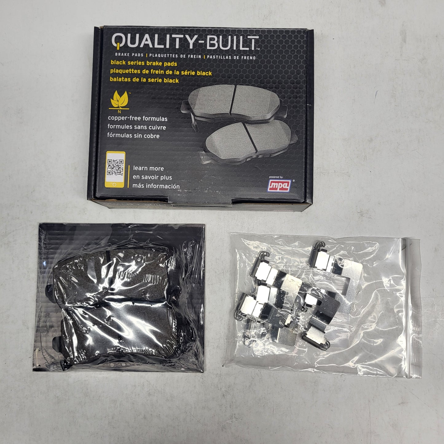 QUALITY-BUILT Ceramic Disc Brake Pad Set Black Rear 1003-1698C