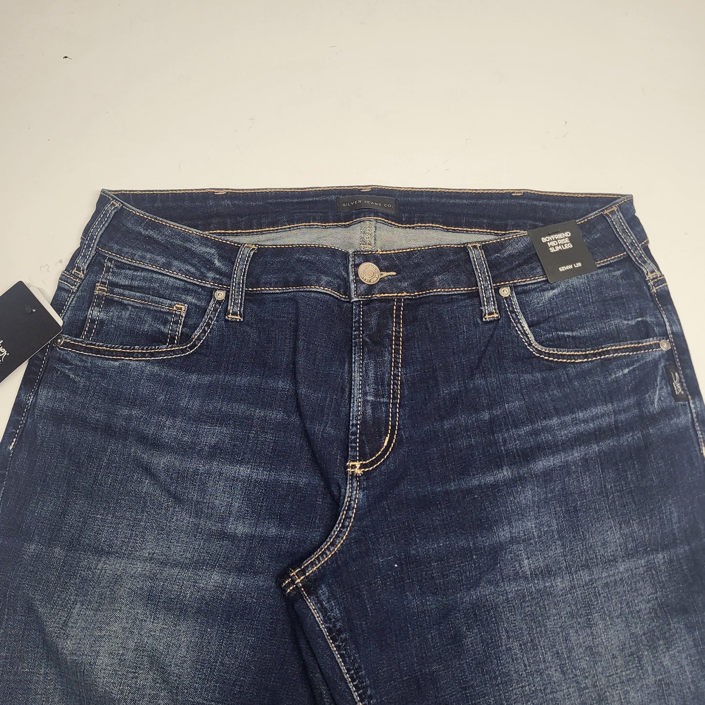 SILVER JEANS CO. Boyfriend Mid Rise Slim Leg Sz 14/29 Indigo W27101CVS415
