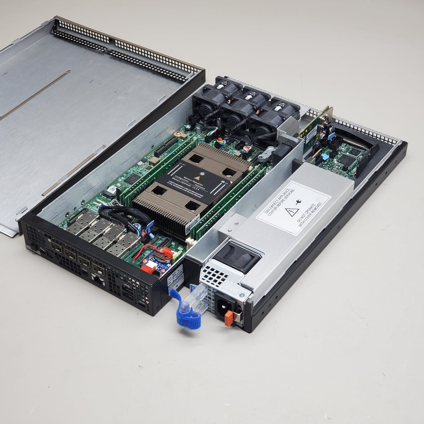 DELL Trackwell Systems Integrated Server Single Slot Mini Chassis T-XR4000