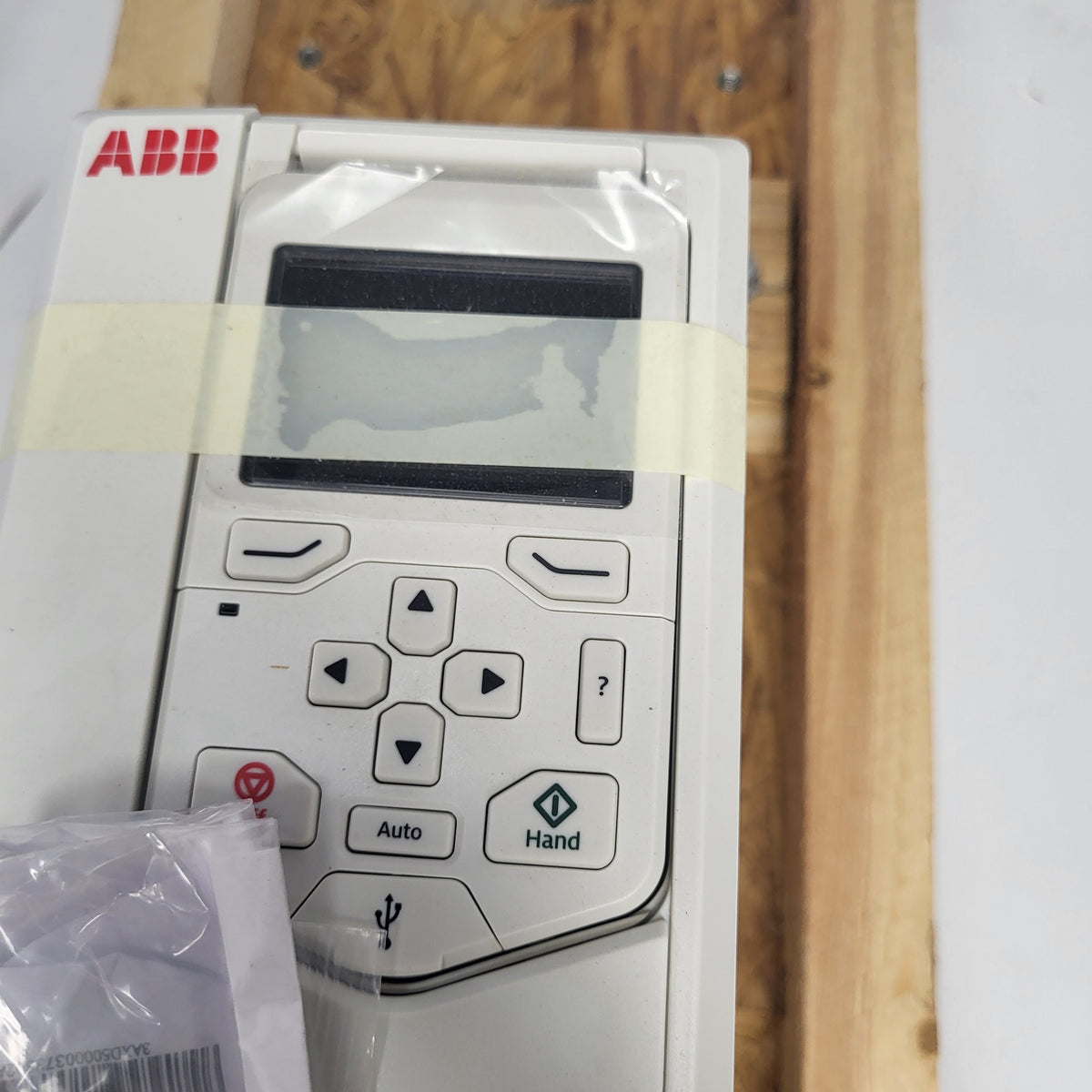 ABB Wall-mounted Variable Frequency Drive Hvacr  ACH580-01-06A6-2+P922