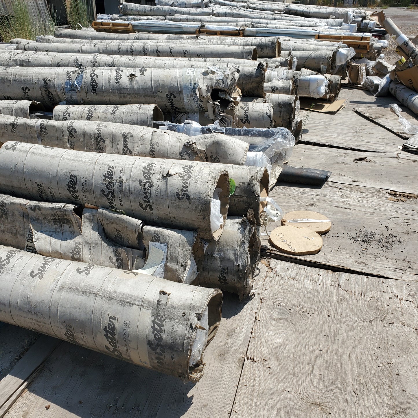 ZA@ SUNSETTER Automatic / Manual Awnings and Sun Shades Many Different Kinds and Sizes Sold by the Foot