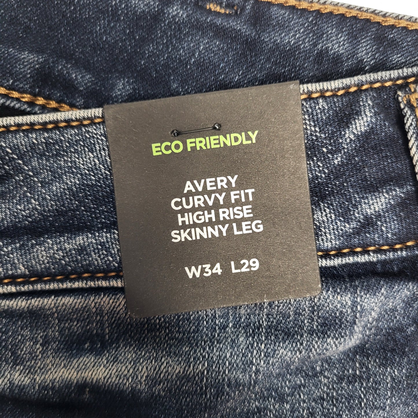 SILVER JEANS CO. Avery Curvy Fit High Rise Skinny Leg Eco Friendly Sz 34/29 Indigo