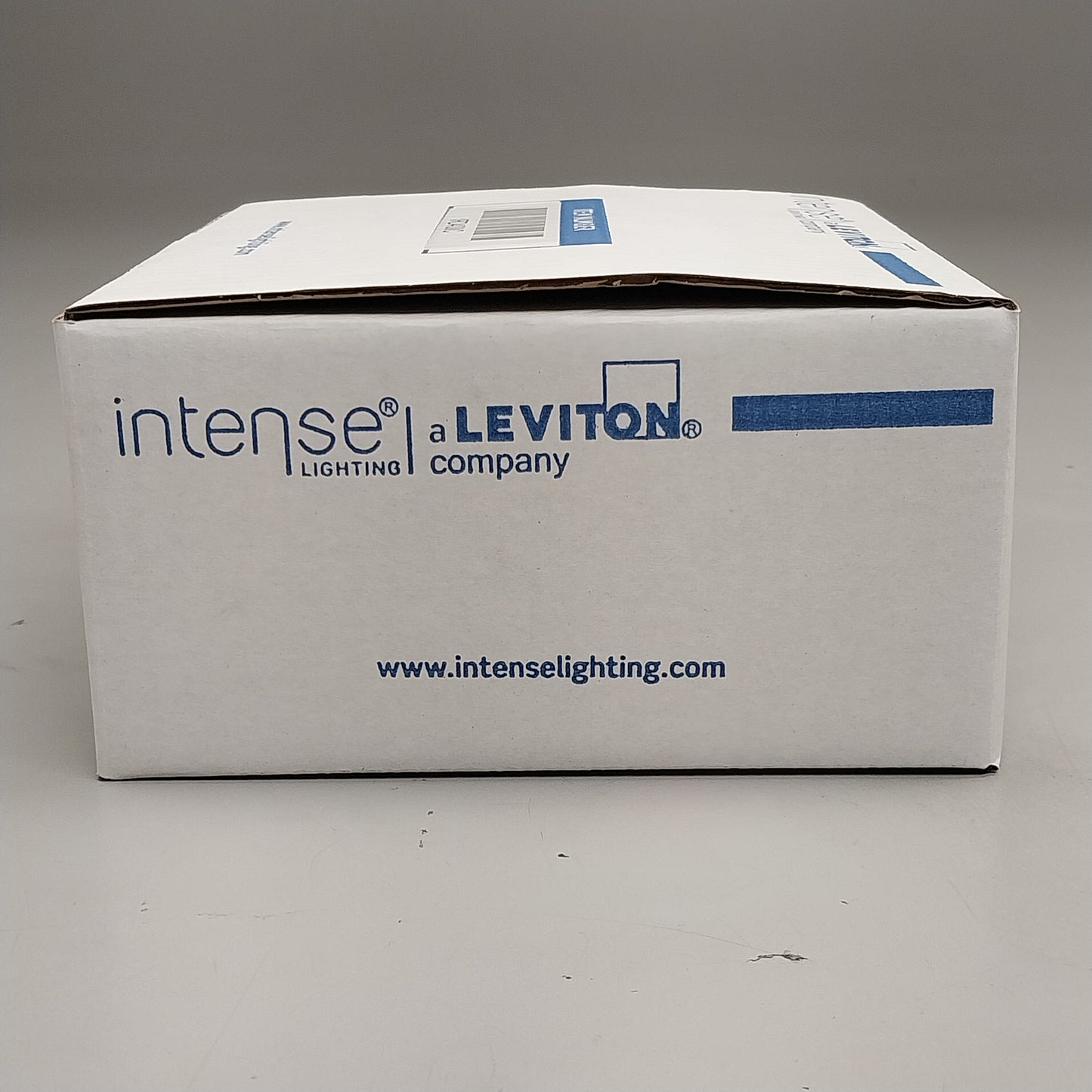 LEVITON Intense Lighting Lighting Frame IRD400C Silver