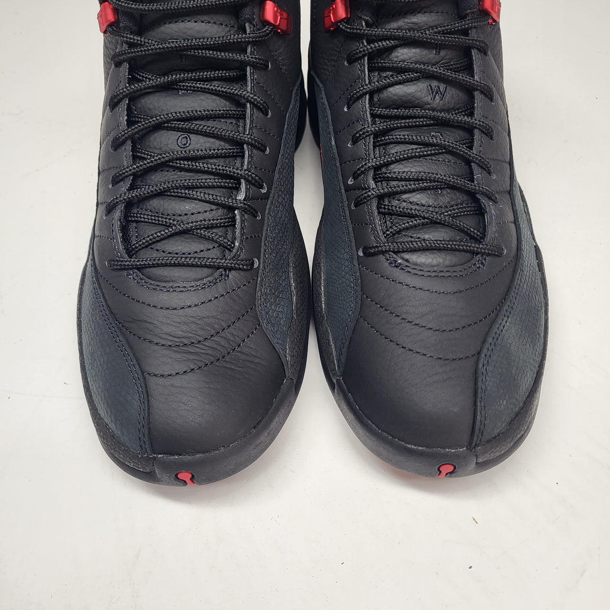 NIKE Air Jordan 12 Retro Bloodline Men's Sz 9.5 Black/Varsity Red CT8013-003