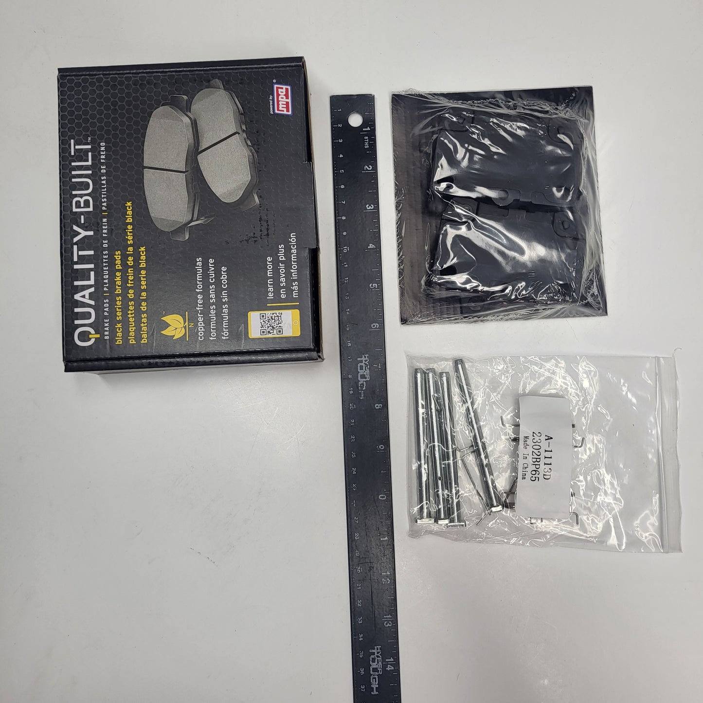 QUALITY-BUILT Ceramic Disc Brake Pad Set Black Rear 1003-1113AC