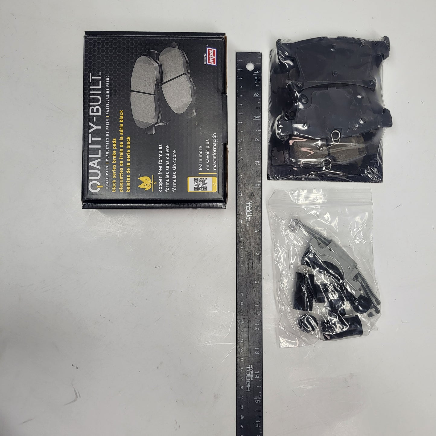 QUALITY-BUILT Ceramic Disc Brake Pad Set Black Rear 1003-1901C