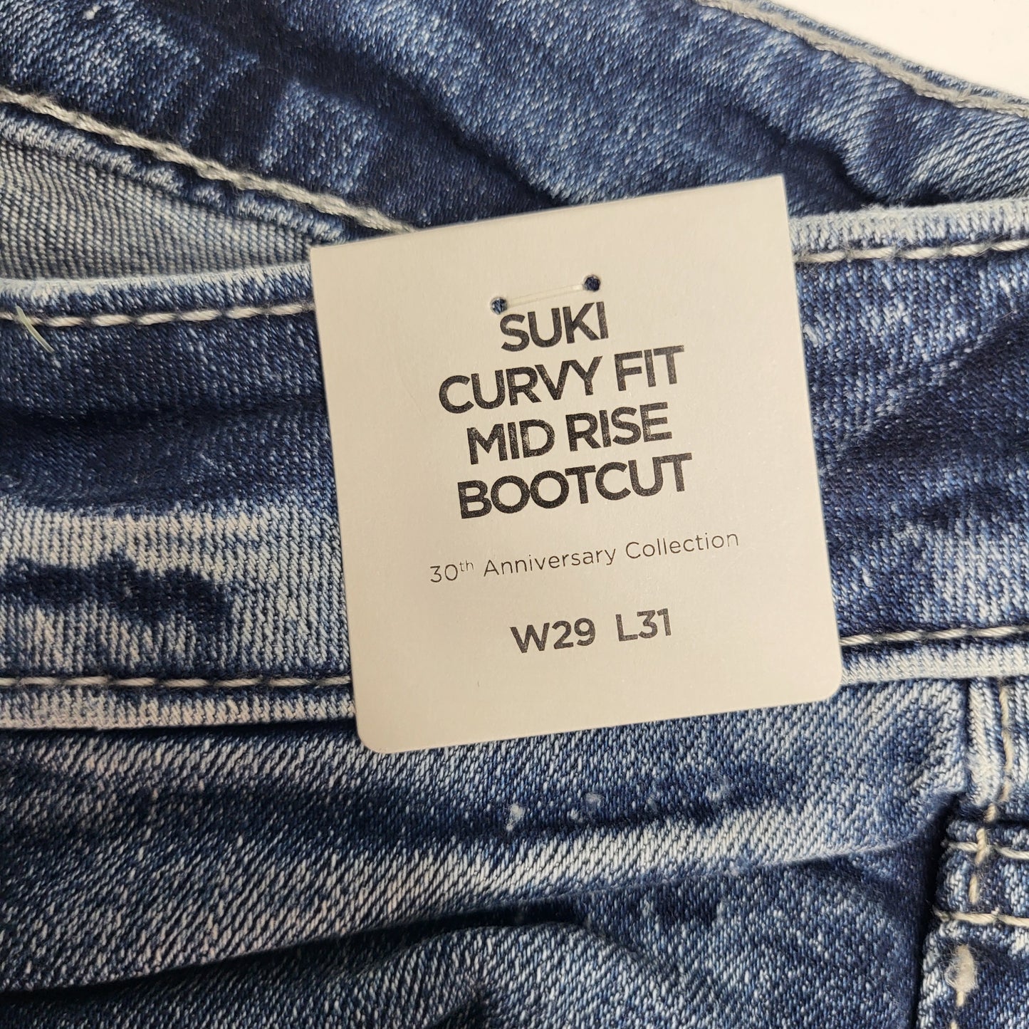 SILVER JEANS CO. Suki Curvy Fit Mid Rise 30th Anniversary Bootcut 29/31 Indigo