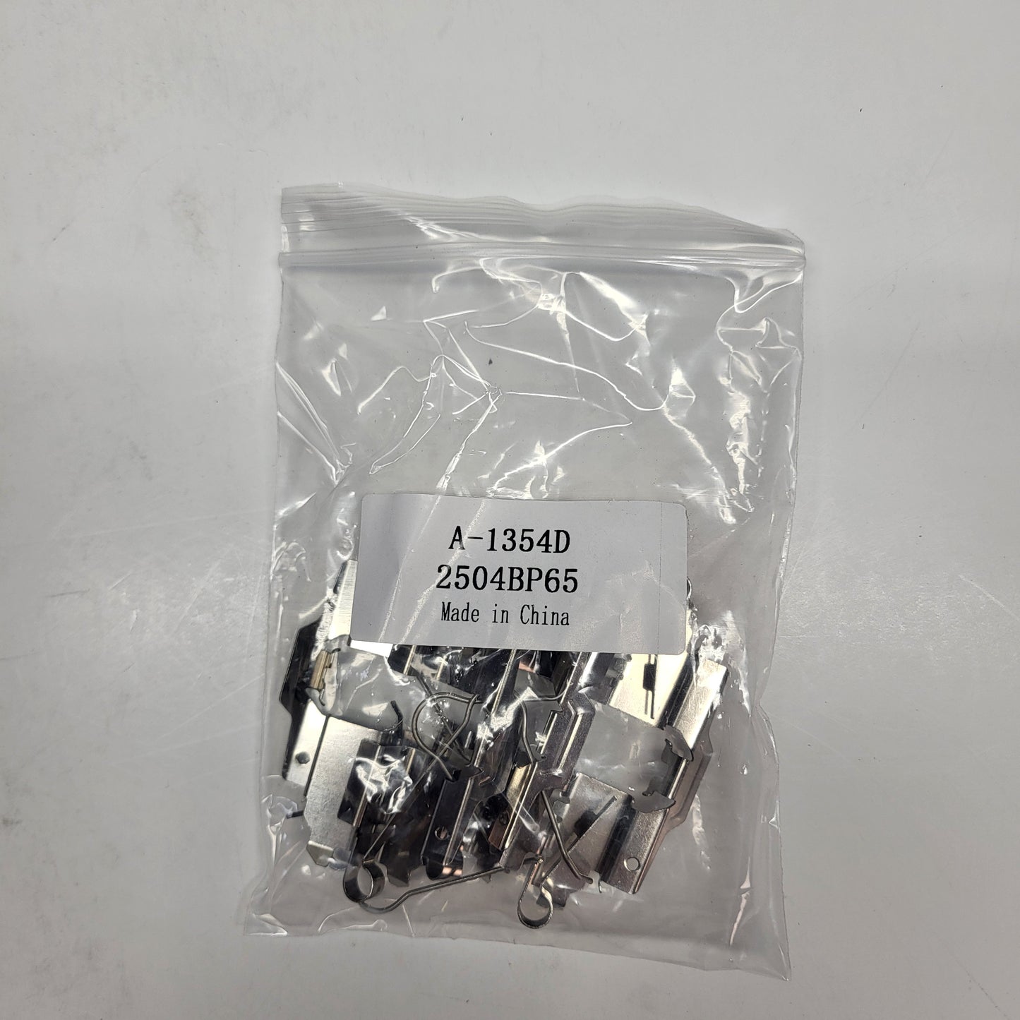 QUALITY-BUILT Ceramic Disc Brake Pad Set Black Rear 1003-1423C
