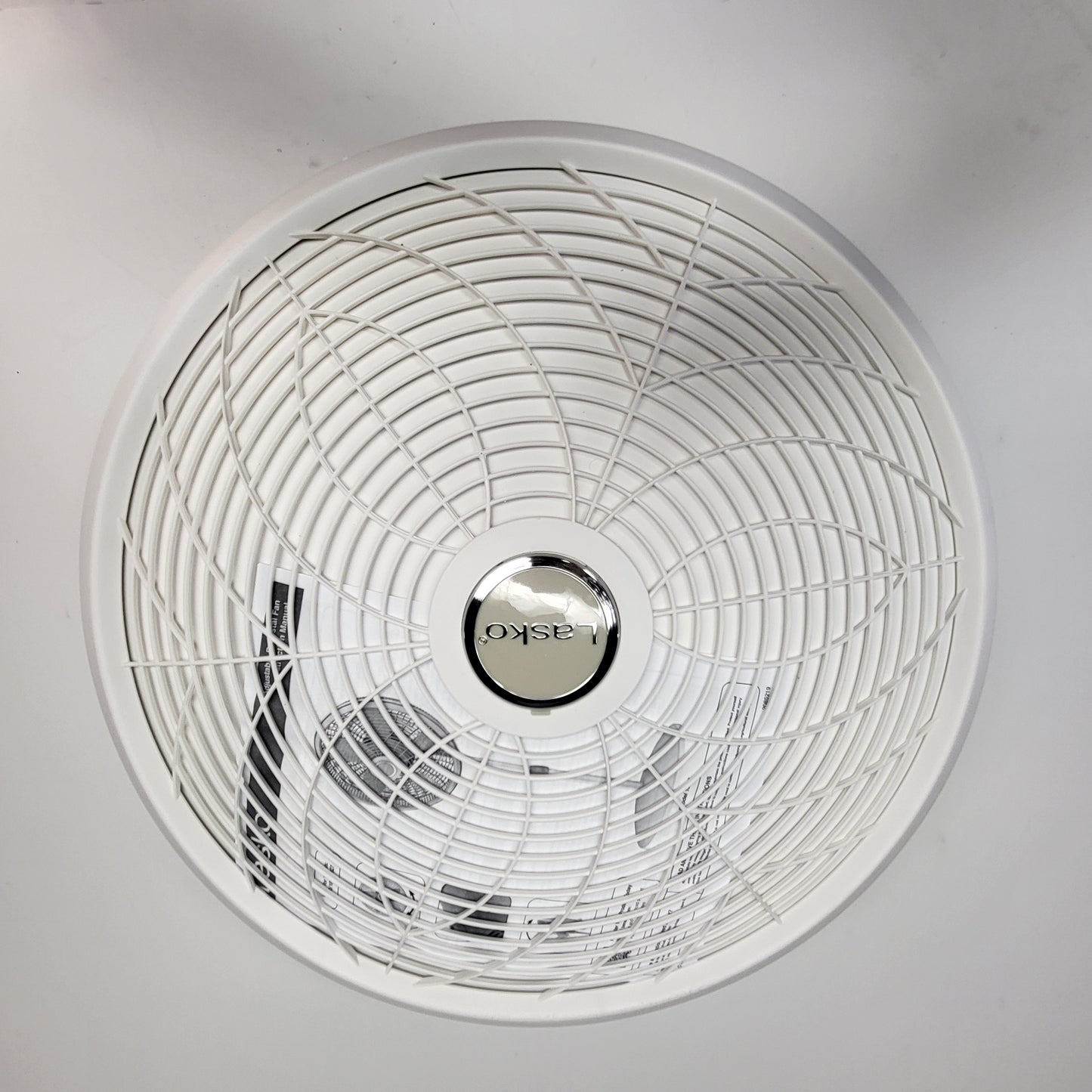 LASKO  Adjustable Elegance & Performance Pedestal Fan  18" (As Is)
