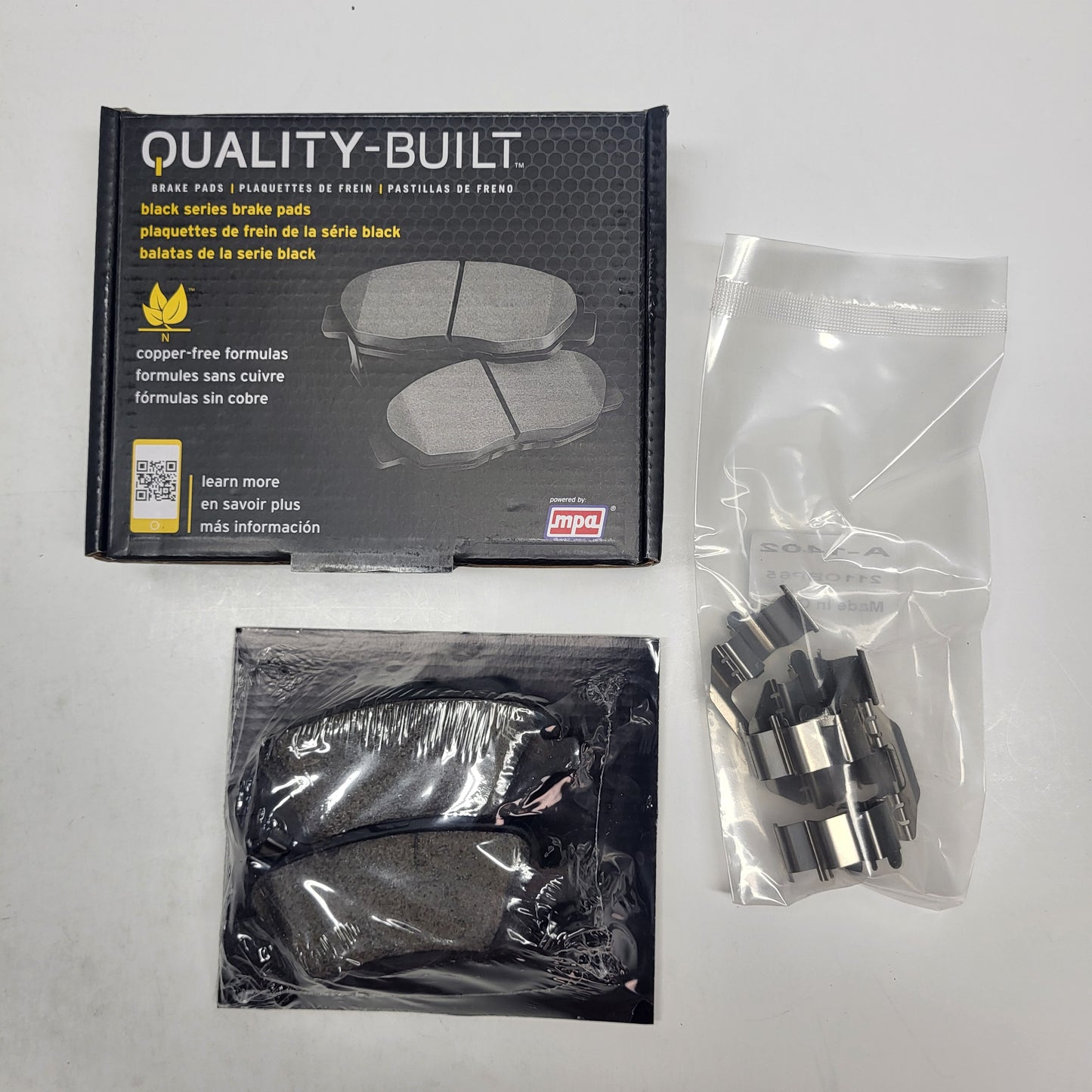 QUALITY-BUILT Ceramic Disc Brake Pad Set Black Rear 1003-1402C