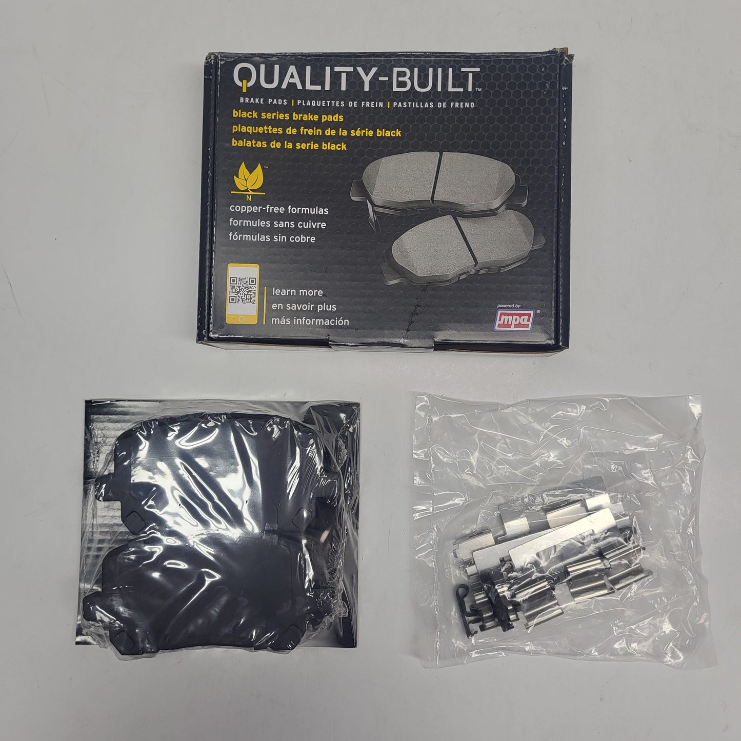 QUALITY-BUILT Ceramic Disc Brake Pad Set Black Front 1003-0923C