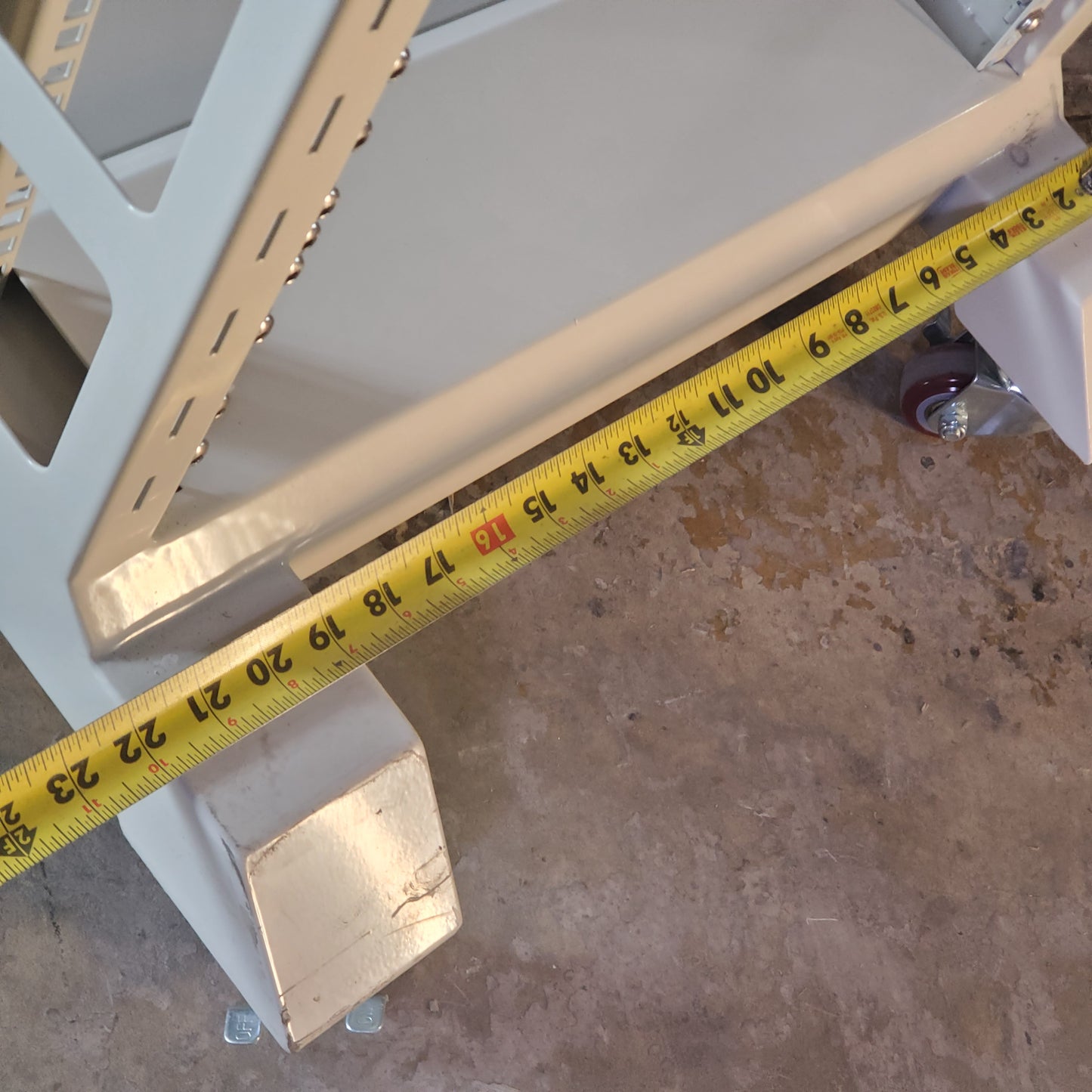 NEWARE Portable Rack For Holding Neware CT-4008T Series 71"Tx25.4"Dx21.8"W BR0237 (New-Other)