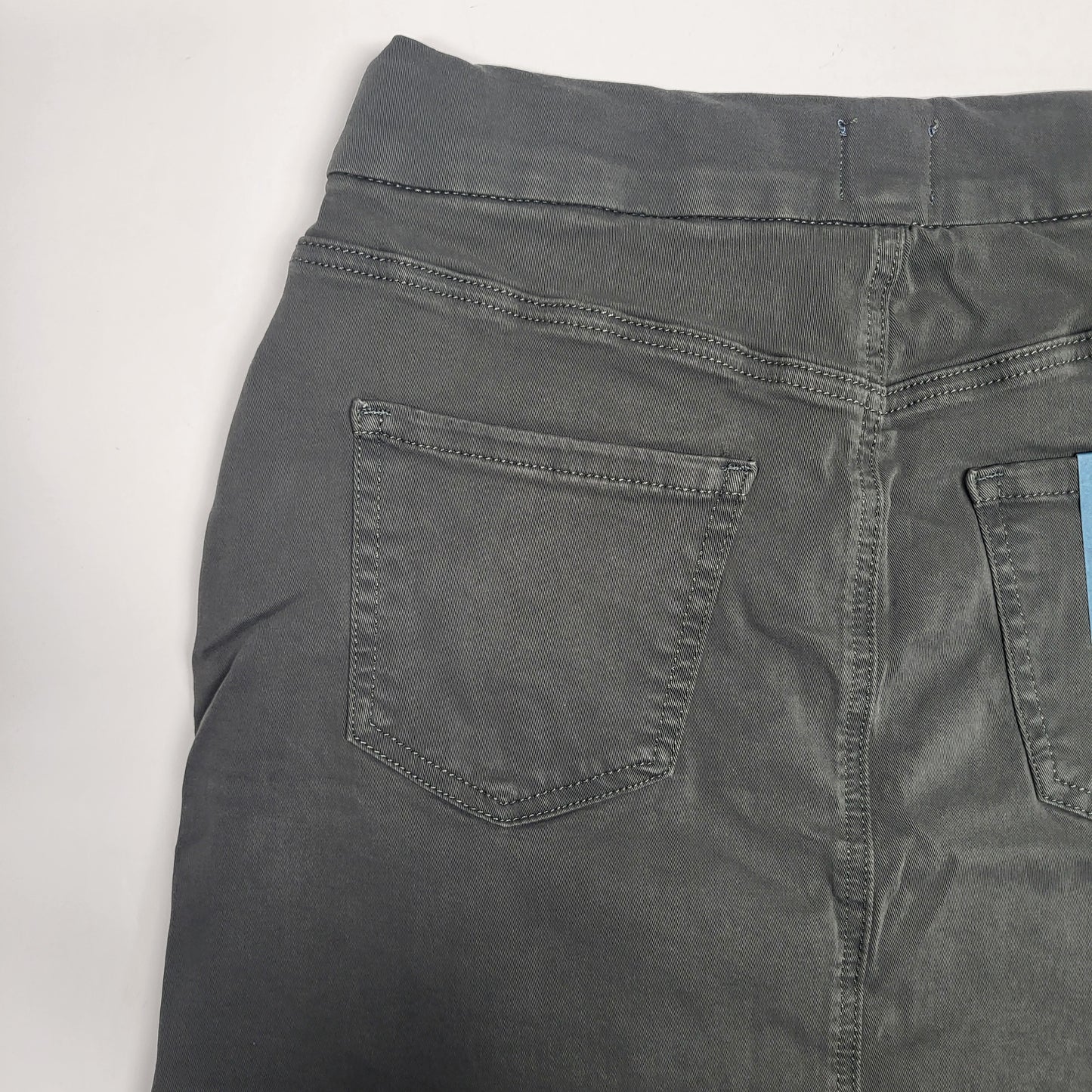 JAG On-the-go Mid Rise Pull-On Skort Womens Sz 5 Olive J3101AWL617