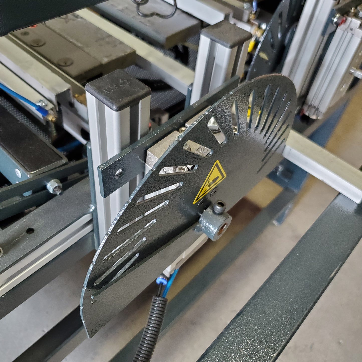 SHANNON Automatic Plastic Bending Machine ABM-D 135 (Damaged)