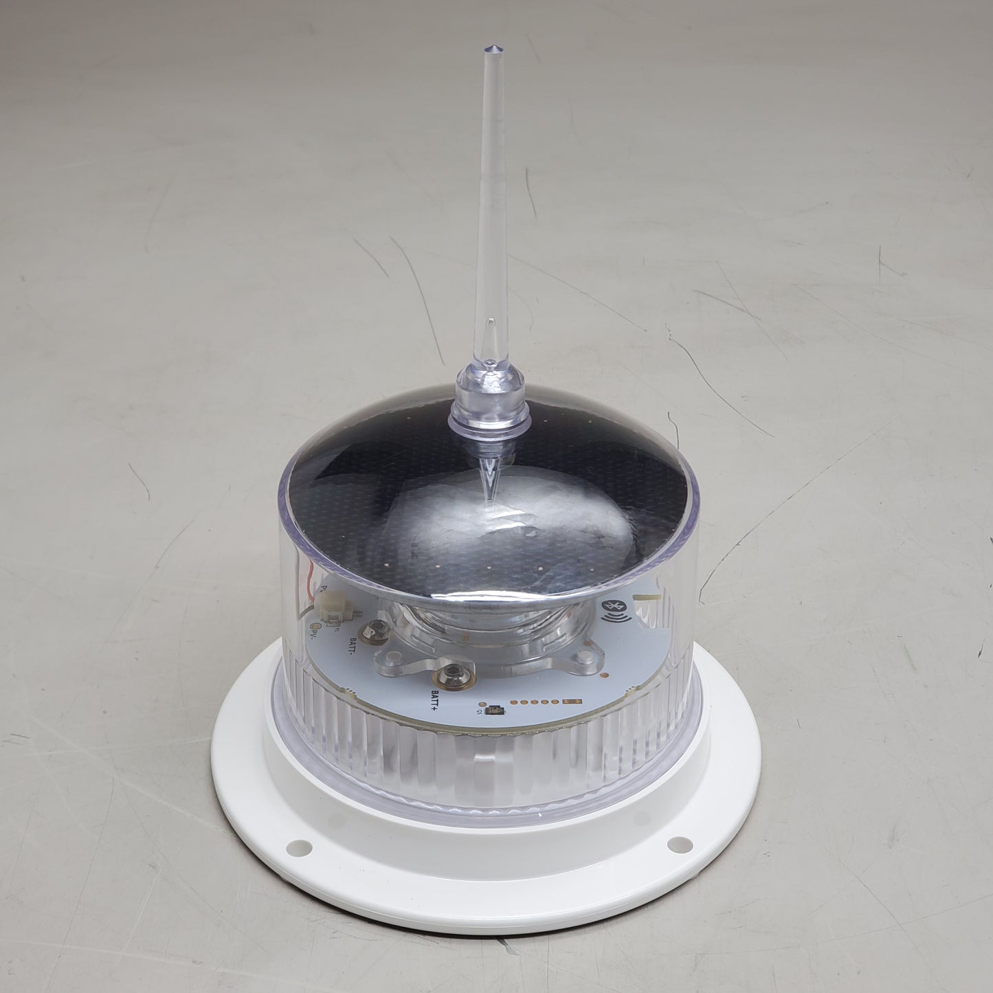 SEALITE Solar Marine Lantern 3.6v 1-2nm+ SL-15 Range 4" White SL-15-07D-B1-W-00