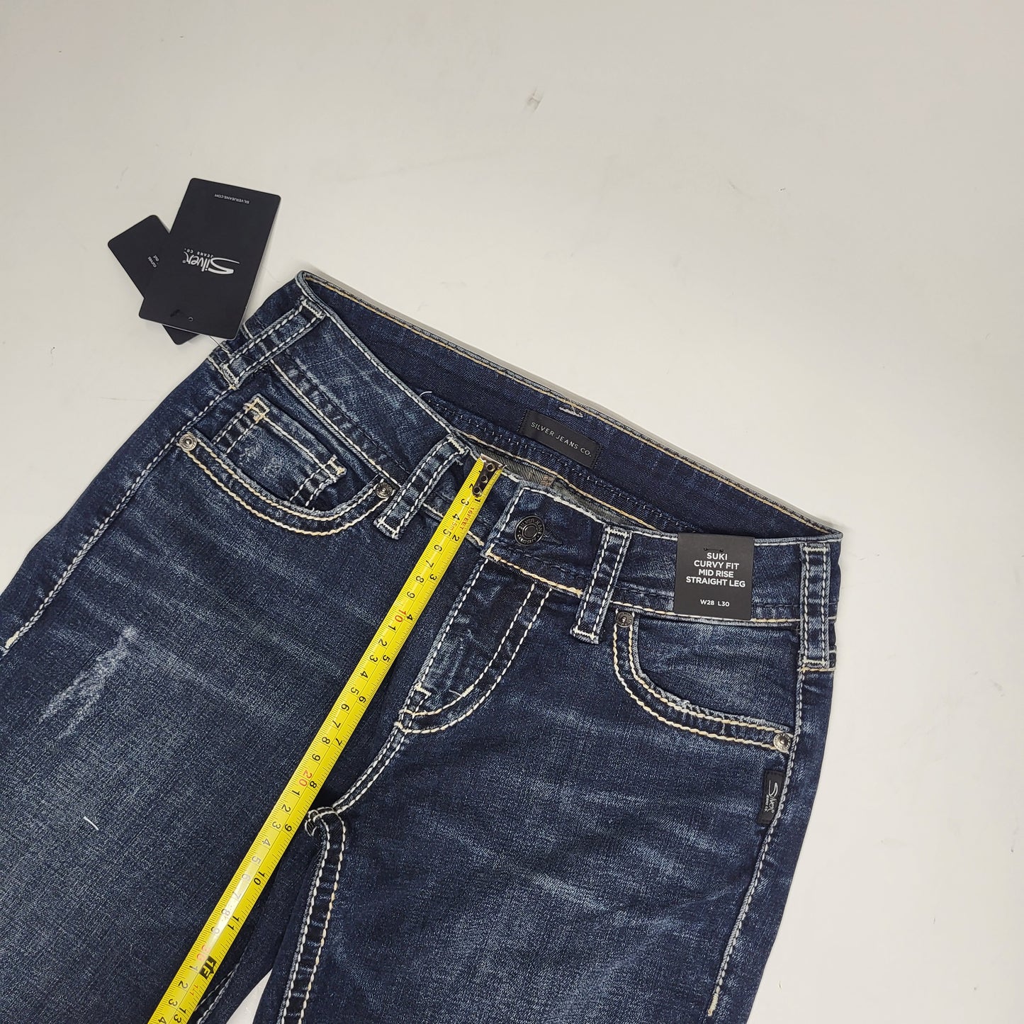 SILVER JEANS CO. Suki Curvy Fit Straight Leg 28/30 Indigo L93413SDI349