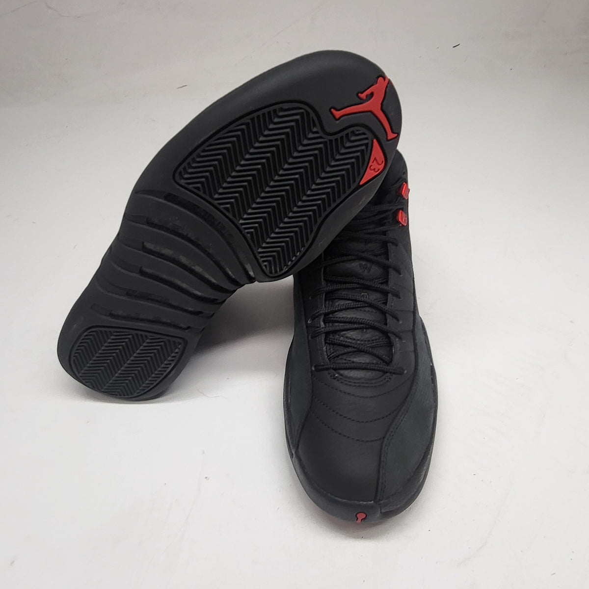 NIKE Air Jordan 12 Retro Bloodline Men's Sz 9.5 Black/Varsity Red CT8013-003