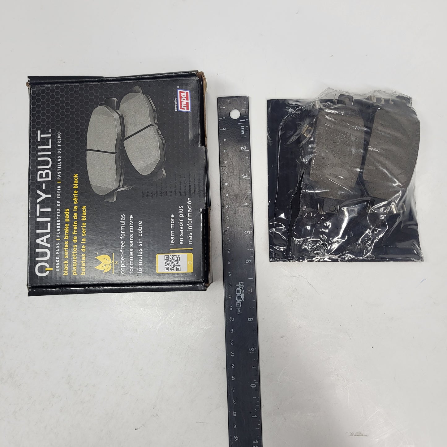 QUALITY-BUILT Ceramic Disc Brake Pad Set Black Rear 1003-2042C