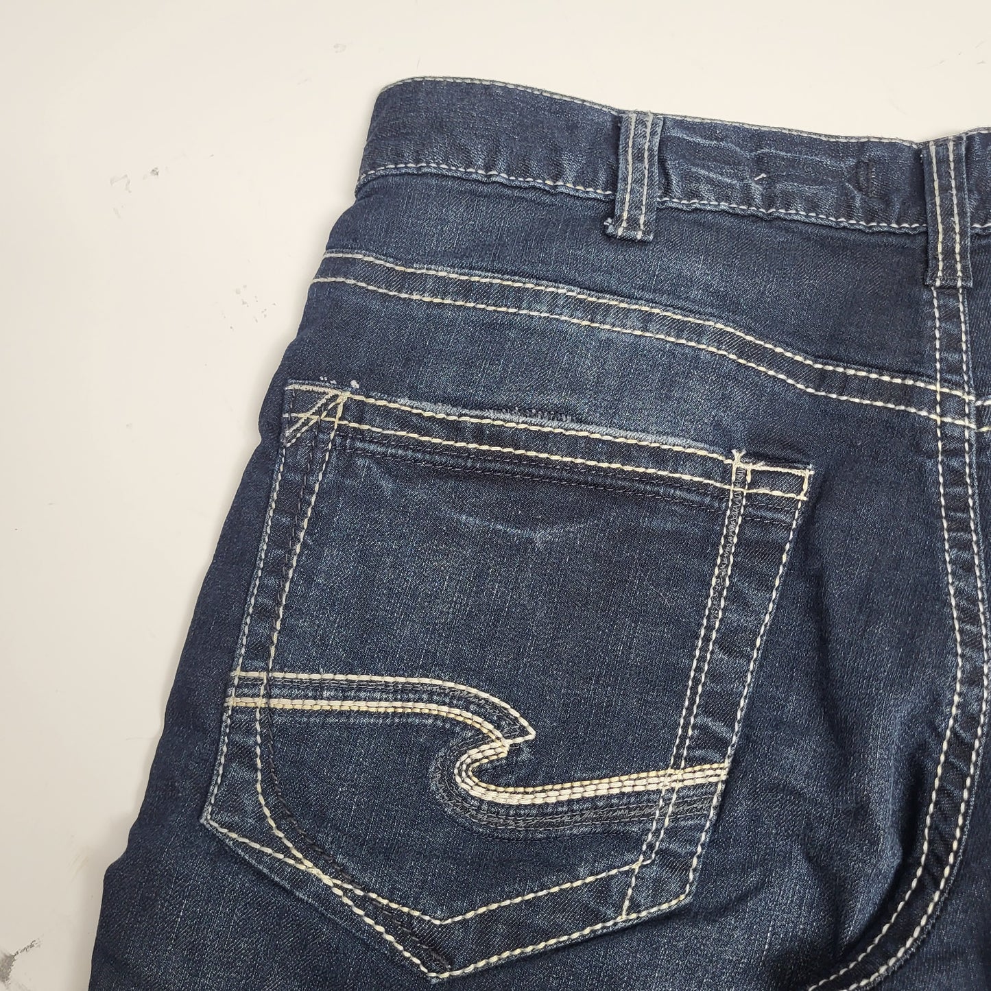SILVER JEANS CO. Eddie Tapered Leg Relaxed Fit Sz 34/30 Indigo M42995RAS454
