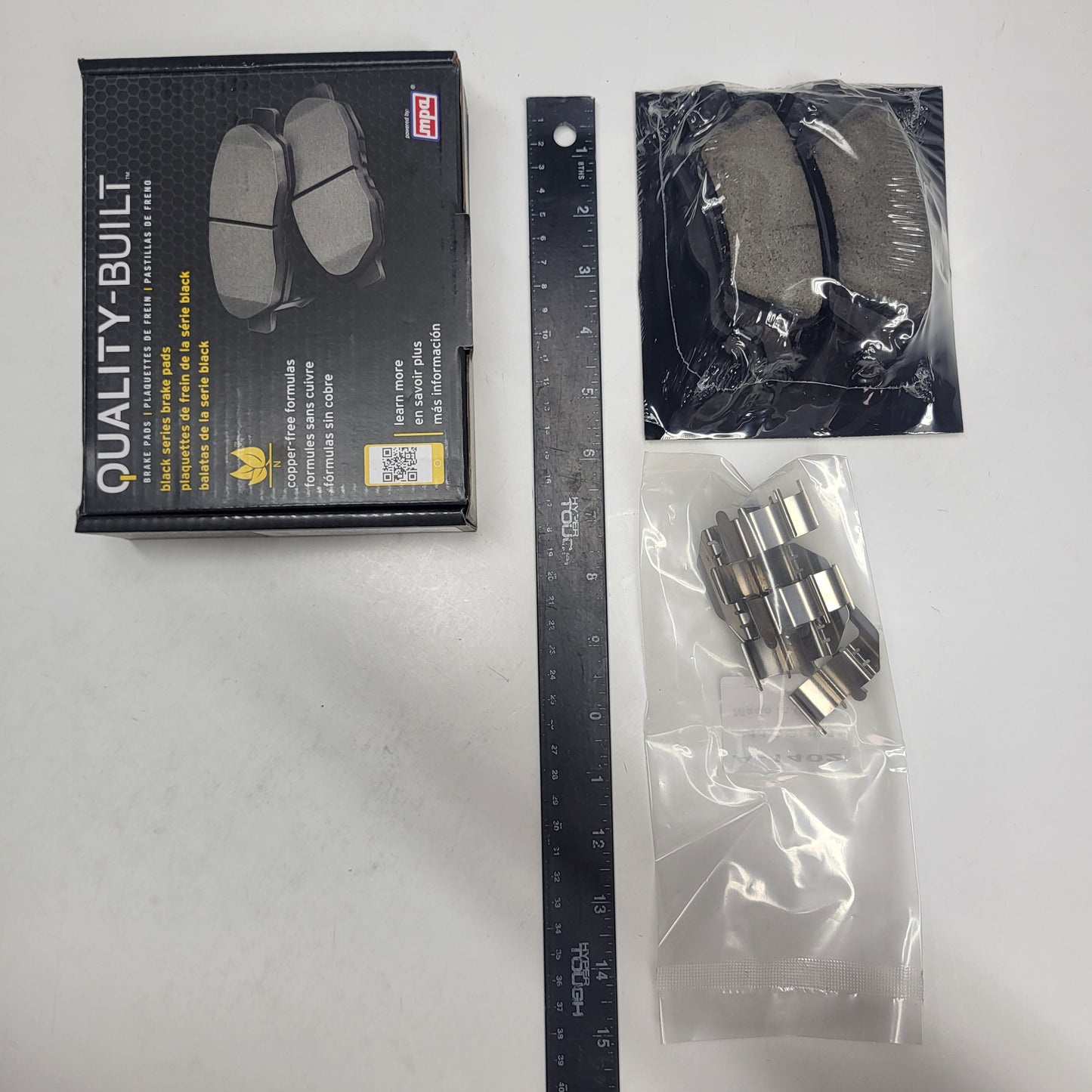 QUALITY-BUILT Ceramic Disc Brake Pad Set Black Rear 1003-1402C