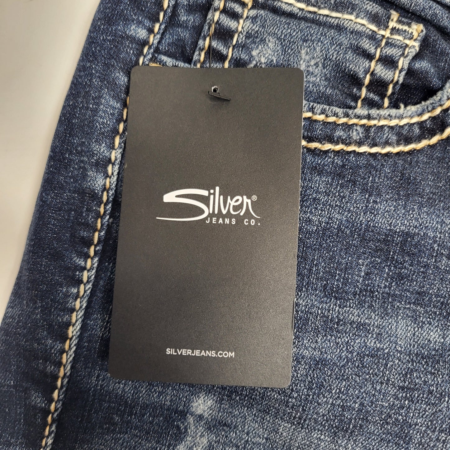 SILVER JEANS CO. Suki Curvy Fit Straight Leg 28/30 Indigo L93413SDI349