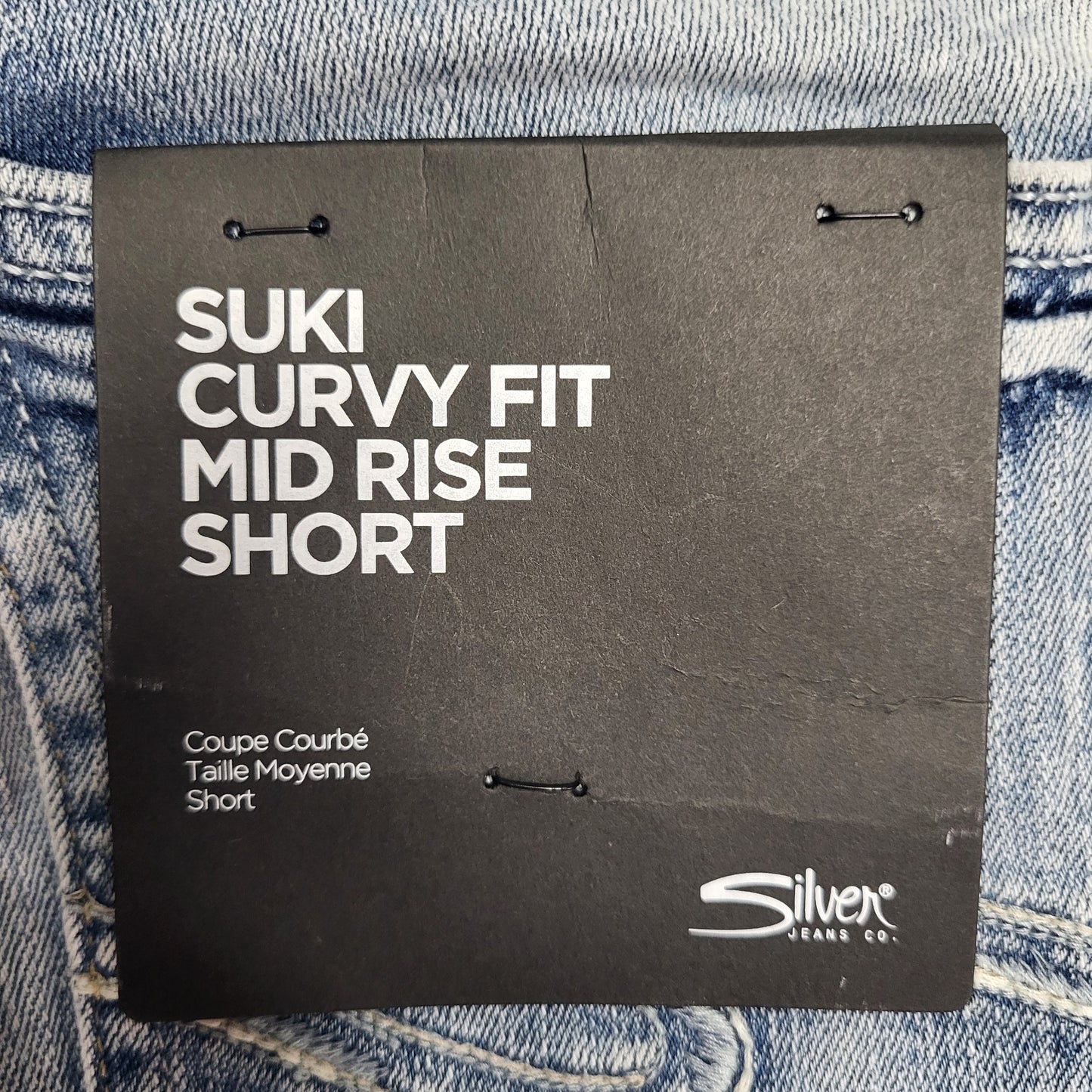 SILVER JEANS CO. Suki Curvy Fit Mid Rise Short Sz 28/4 Indigo L53960EPX199