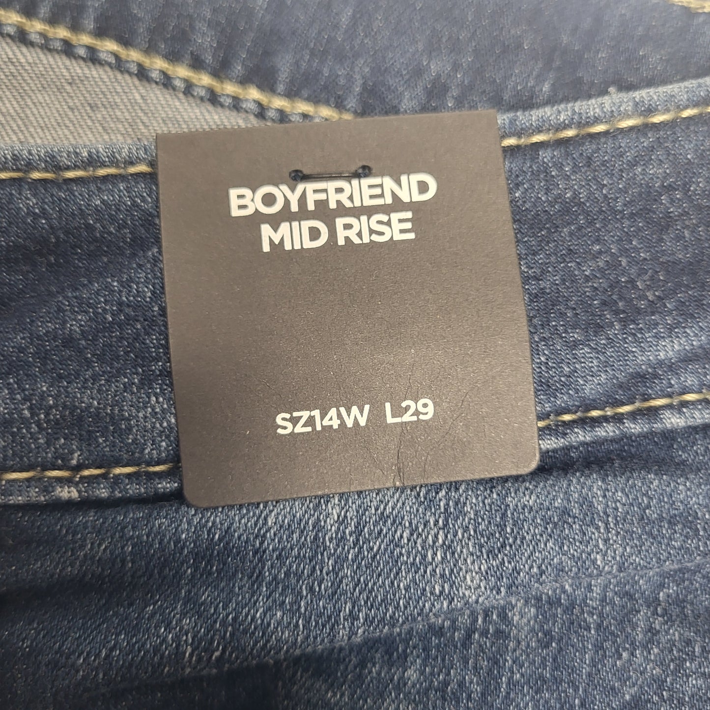 SILVER JEANS CO. Boyfriend Mid Rise Sz 14/29 Indigo L27101SSX365