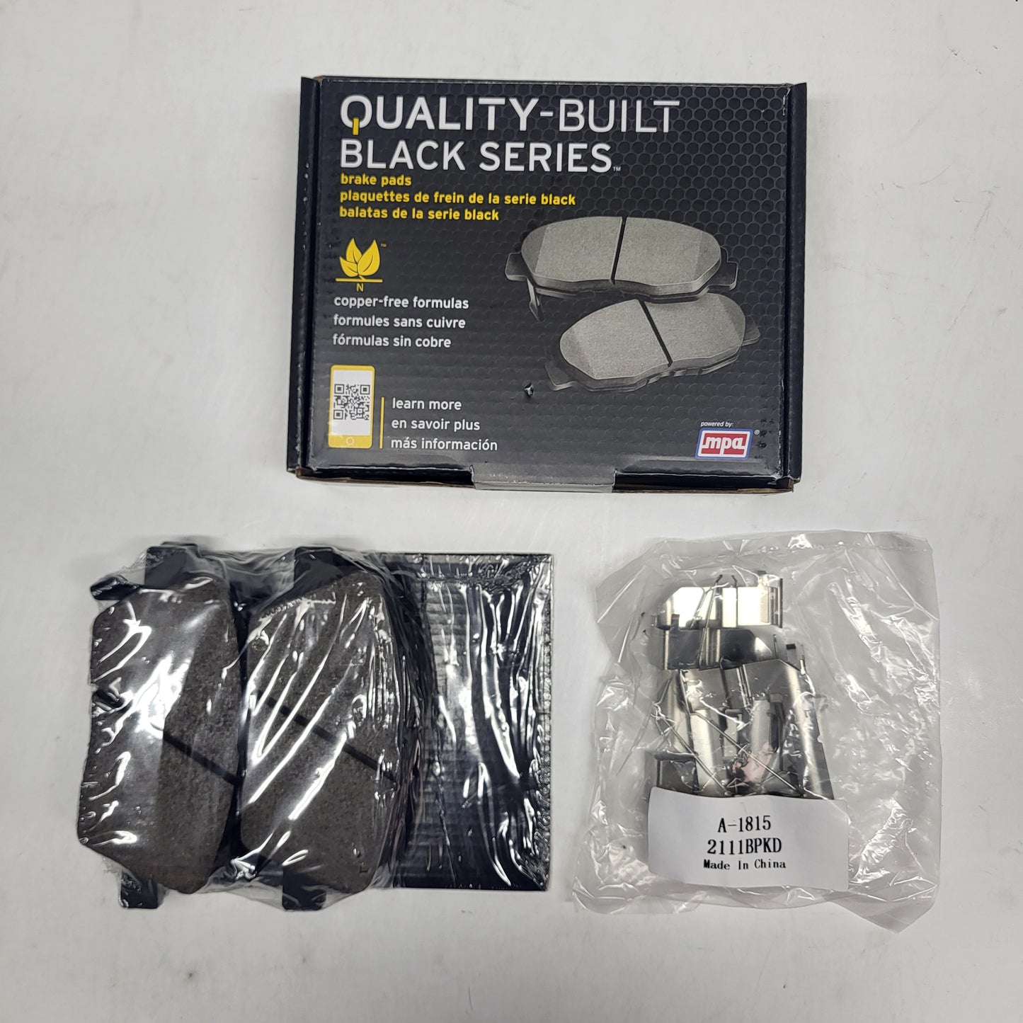 QUALITY-BUILT Ceramic Disc Brake Pad Set Black Front 1003-1815C