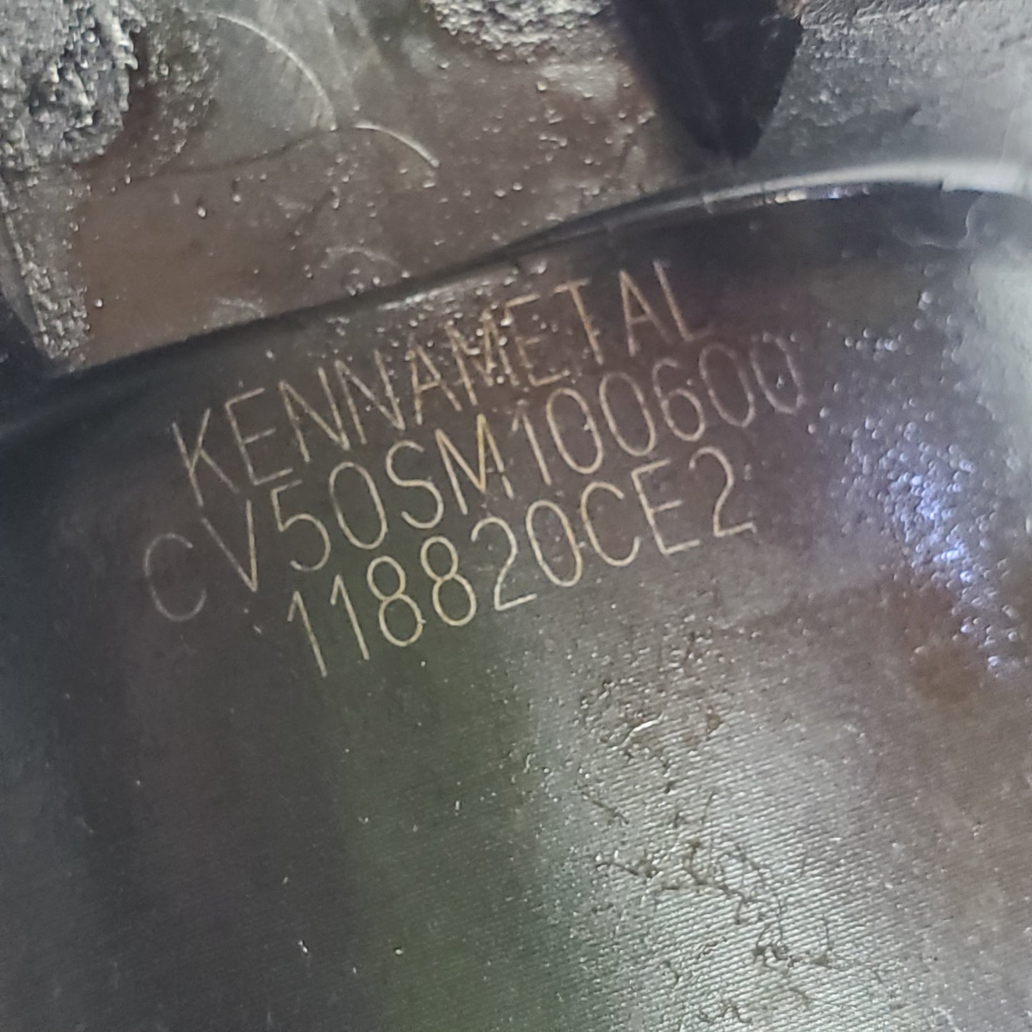 KENNAMETAL Tool Holder W/ 5 Insert Slot Milling Cutter 3" CV50SM100600 (Used)