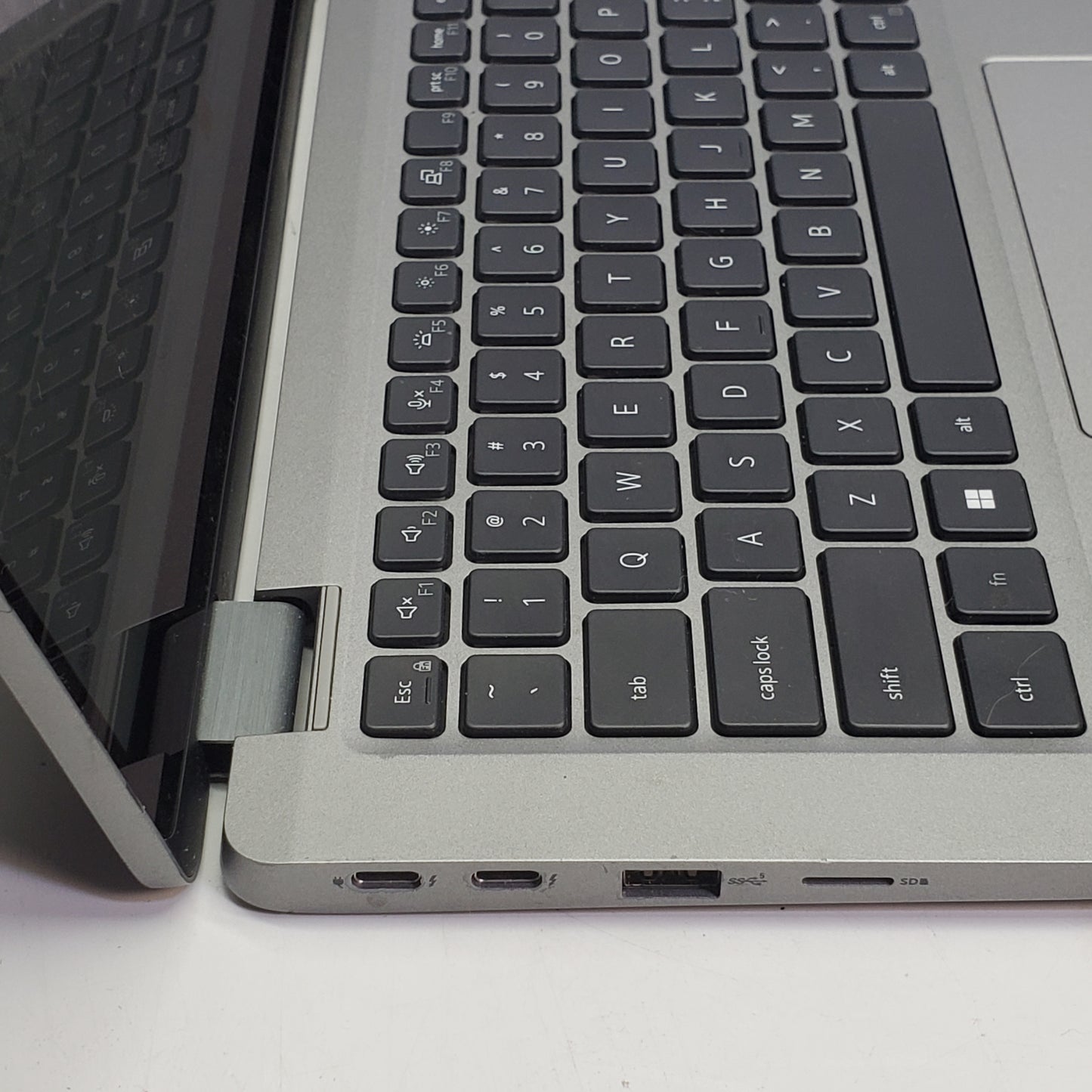 ZA@ Lot of 3 DELL Latitude 5330/5320 I7-1265U 32GB RAM Laptops 13.3" Grey P139G (AS-IS) No Accessories Or OS