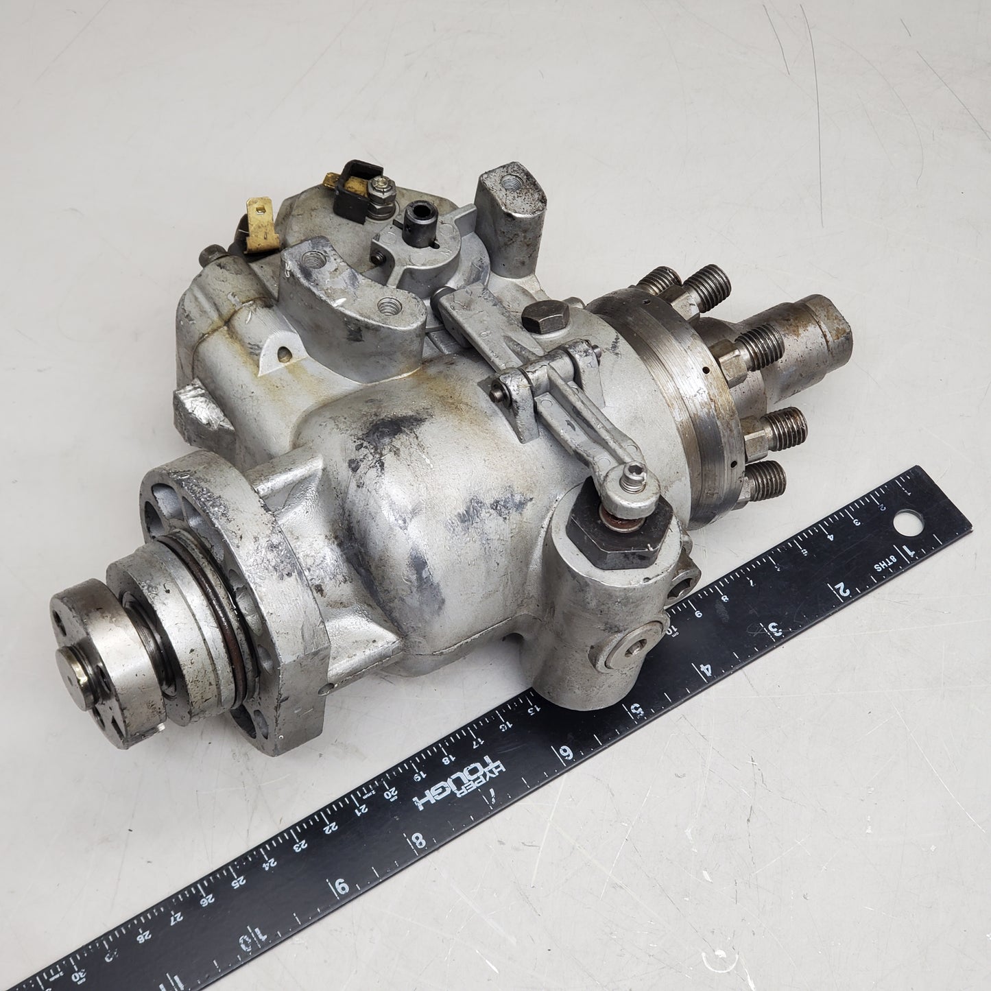 STANADYNE DB2-4812 Diesel Injection Pump – Ford 7.3L IDI 1988–89 (For Parts)