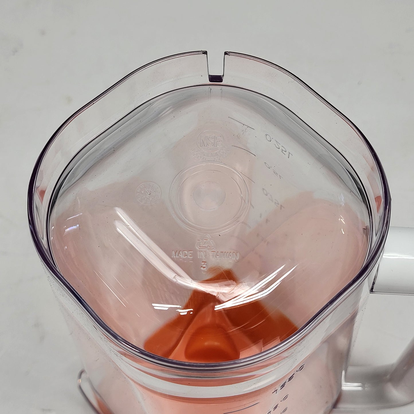MAXPLUS Clear Plastic Beverage and Iced Coffee Pitcher W/ Orange Lid