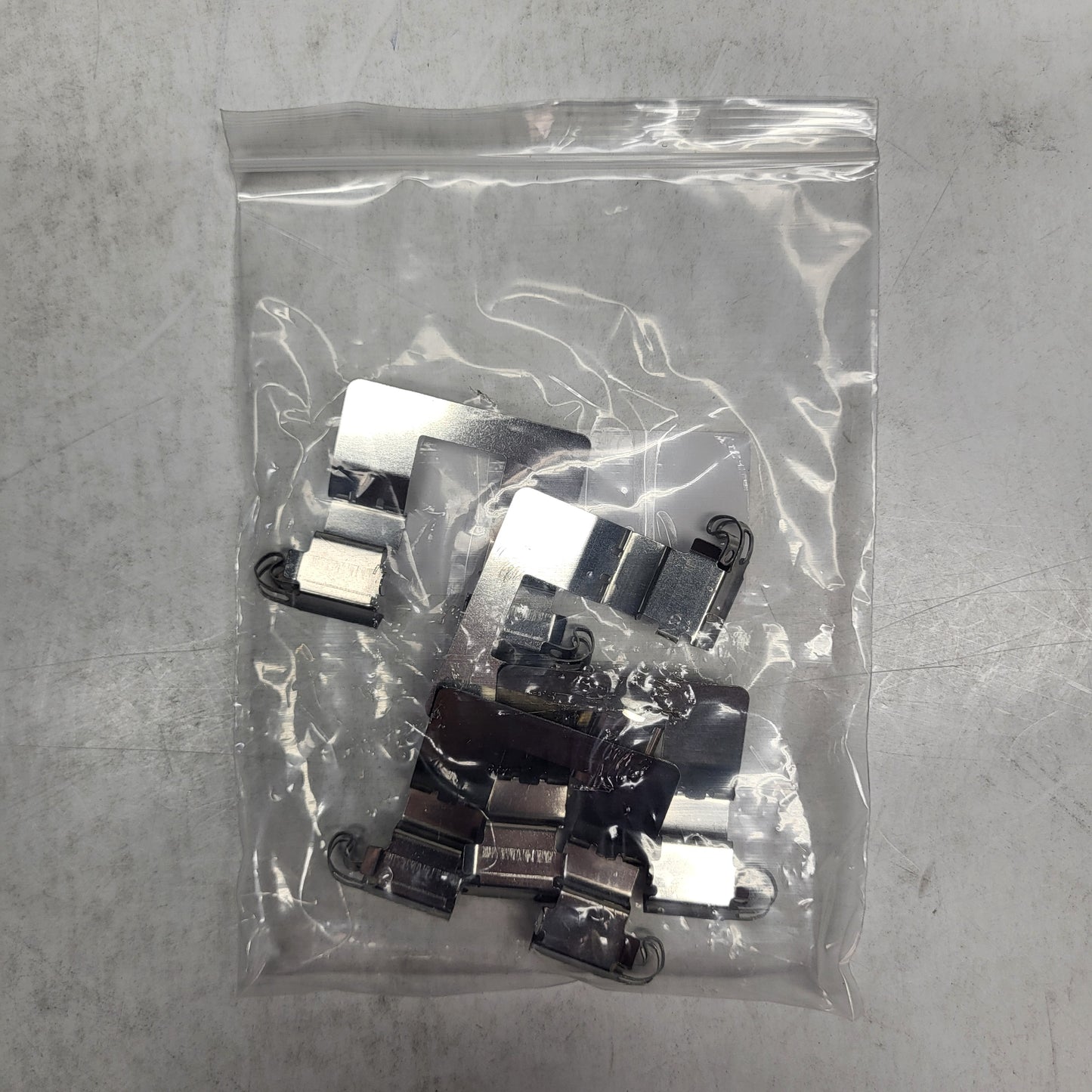 QUALITY-BUILT Ceramic Disc Brake Pad Set Black Rear 1003-1698C