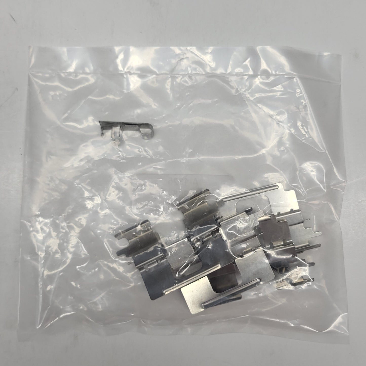 QUALITY-BUILT Ceramic Disc Brake Pad Set Black Rear 1003-1325C