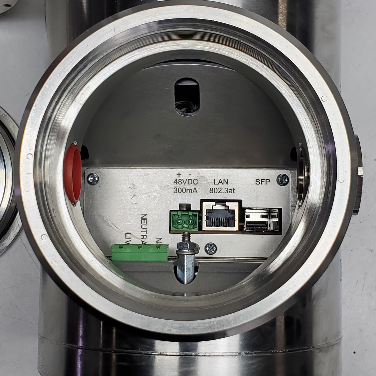 AXIS Globally Certified Explosion-Protected Positioning Network Camera XPQ1785 02278-501-01 (Pre-Owned)