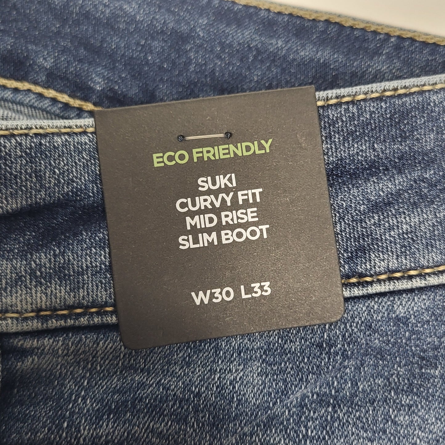 SILVER JEANS CO. Suki Curvy Fit Mid Rise Slim Boot Eco Friendly Sz 30/33 Indigo