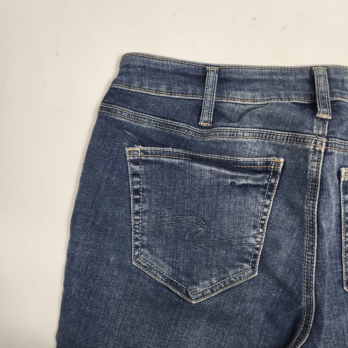 SILVER JEANS CO. Suki Curvy Fit Straight Leg Sz 34/29 Indigo L93413EAE389