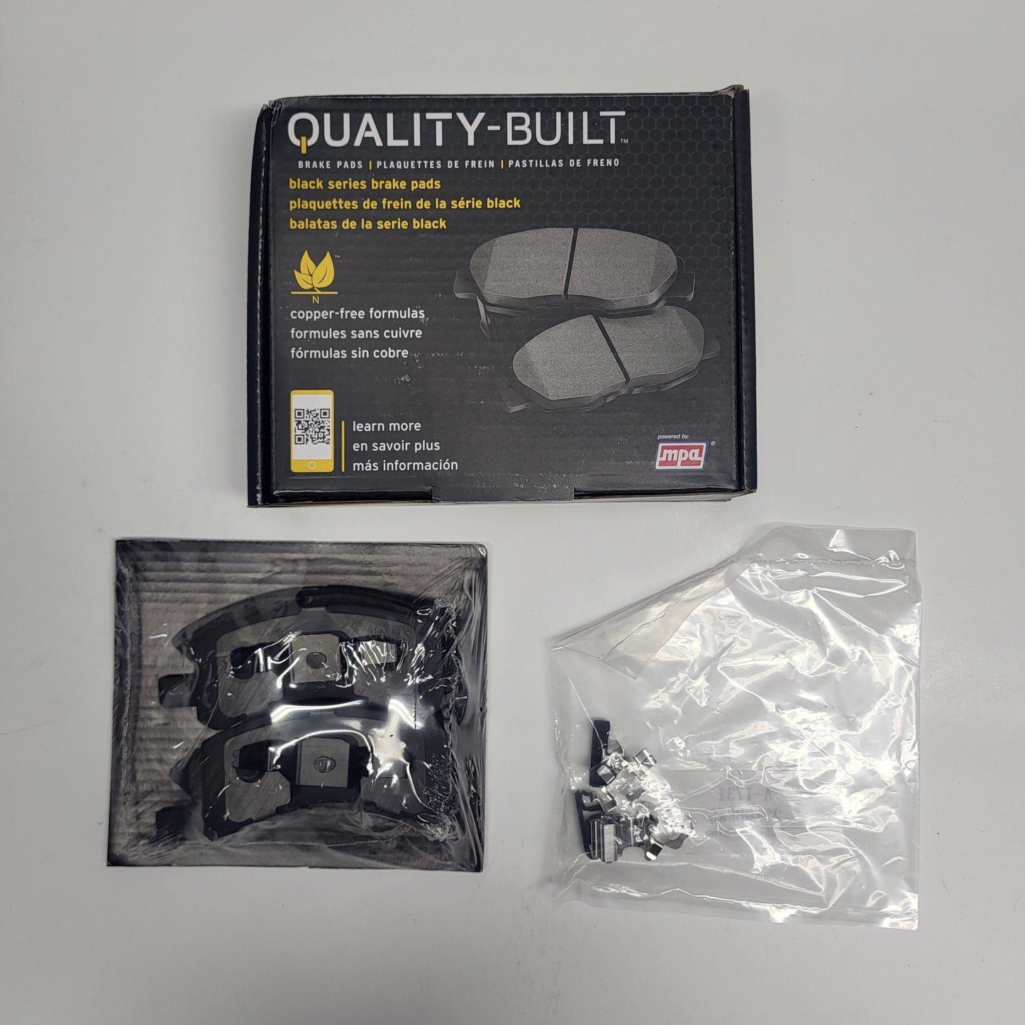 QUALITY-BUILT Ceramic Disc Brake Pad Set Black Front 1003-1731C