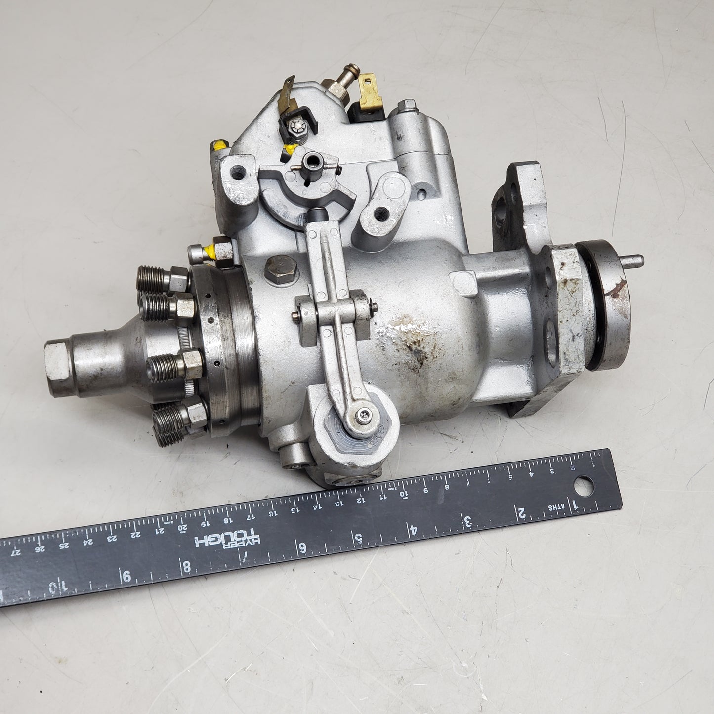 STANADYNE Diesel Fuel Injection Pump for Chevy Heavy Duty 6.2L 1986-1987 739-107 DB2-4544 (For Parts)