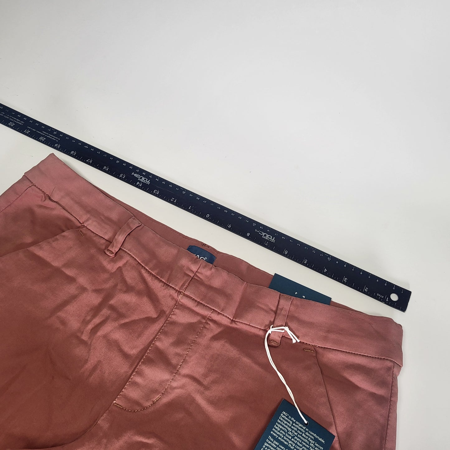 JAG Maddie 8" Pull-on Smoothing Shorts Women's Sz 16 Brick J5108AWL617
