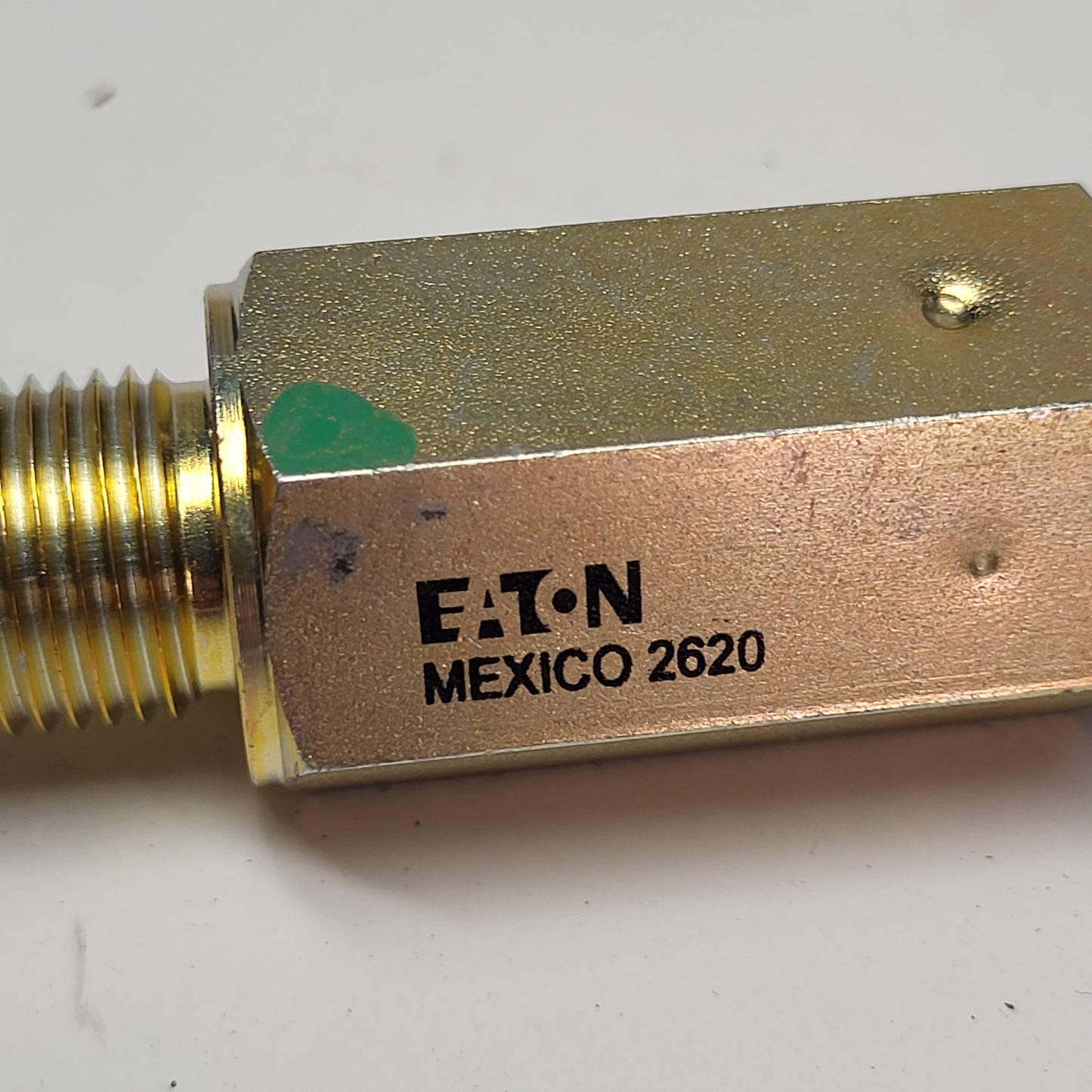 EATON EMOBILITY (5 PACK) Light Indicator Switch Transfer Case Lock Indicator S17489