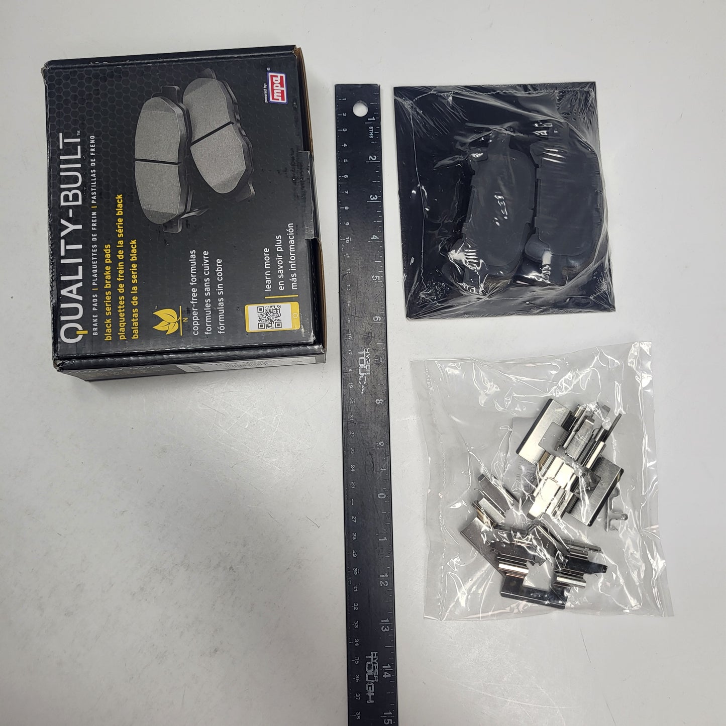QUALITY-BUILT Ceramic Disc Brake Pad Set Black Rear 1003-0828C