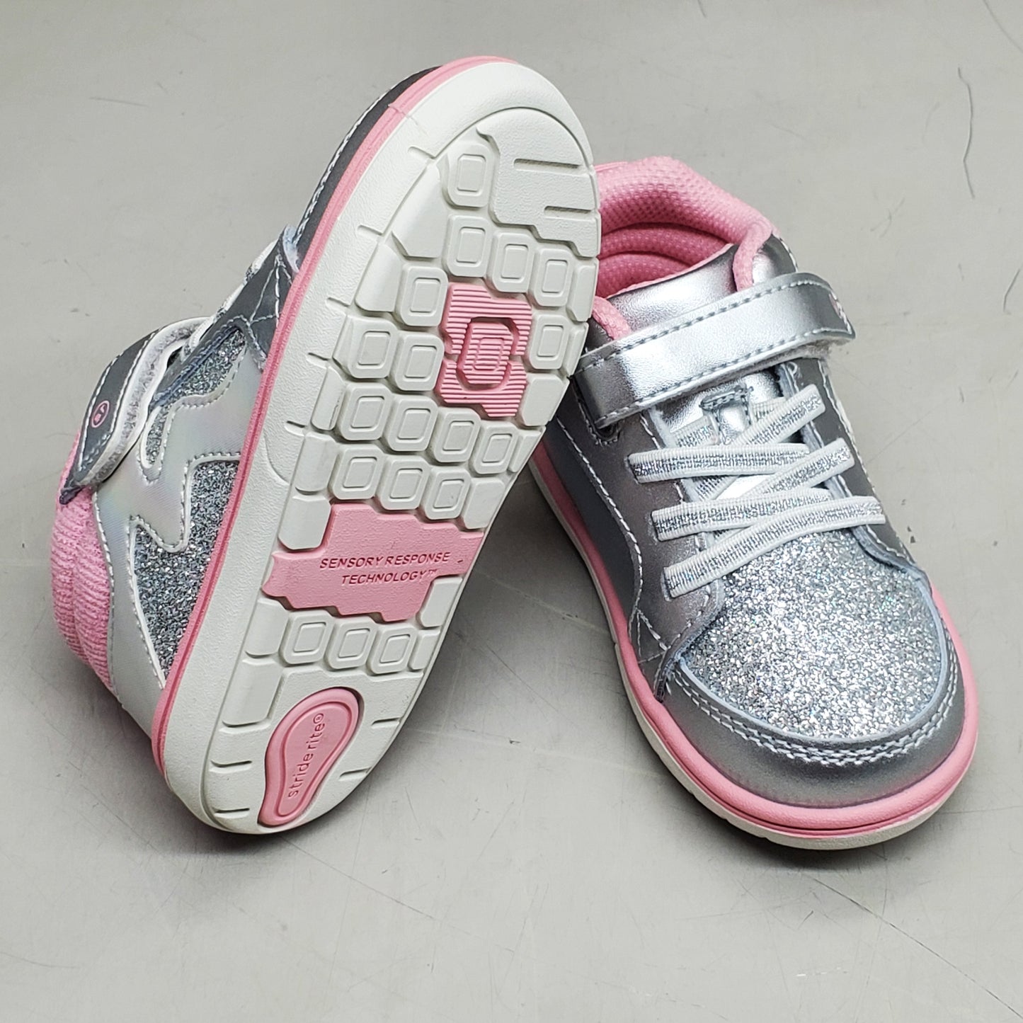 STRIDE RITE SRT Ames Sneaker Shoe Little Kid 7W Silver/Rainbow BG038805